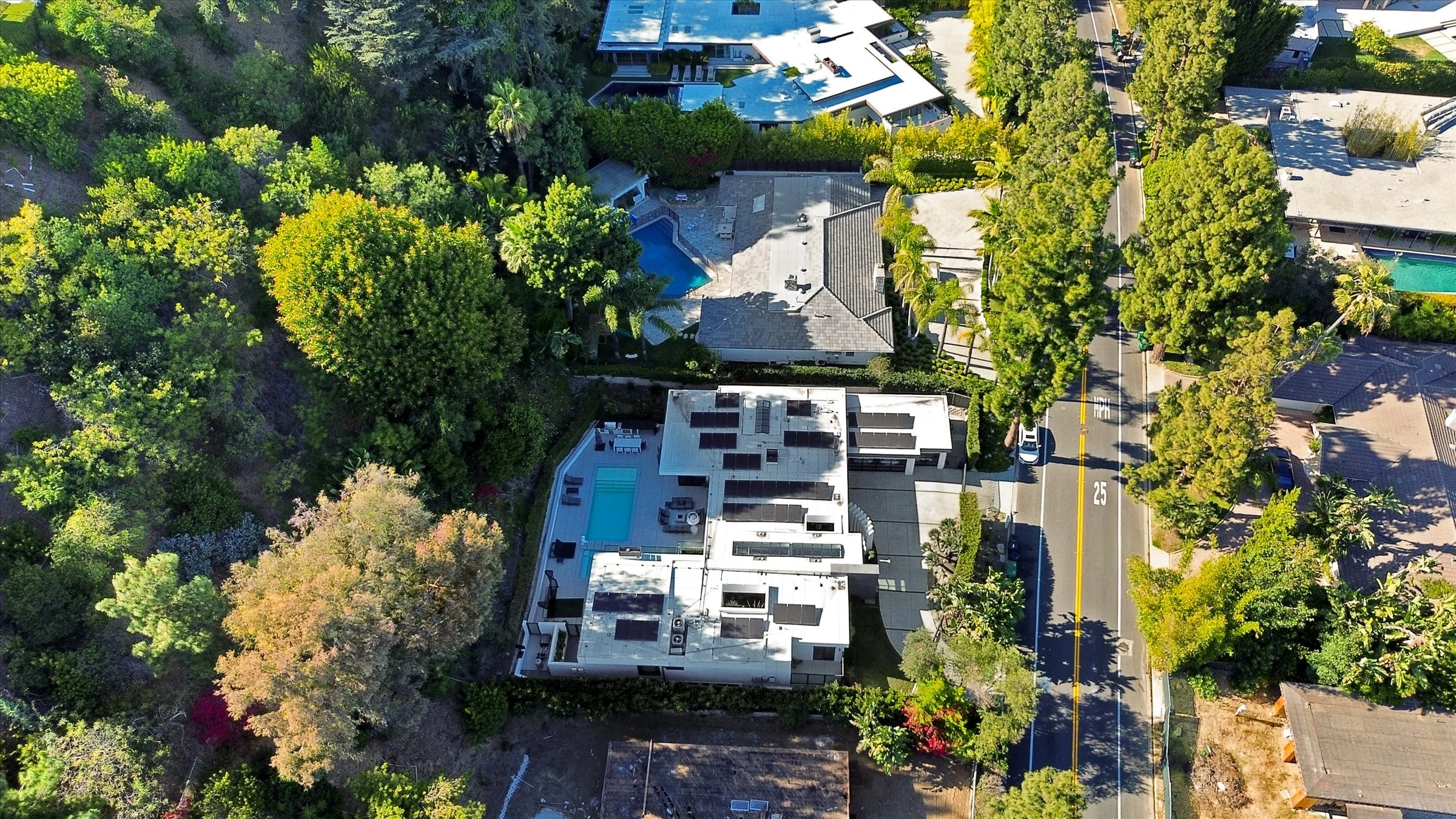 08-1049 Loma Vista Dr-8.jpg