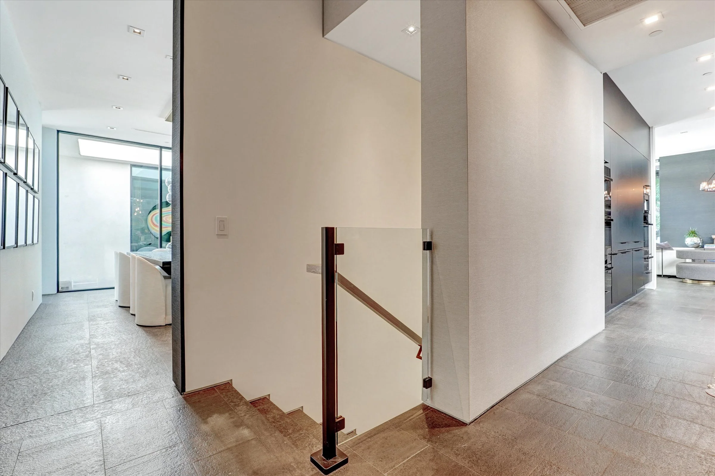 28-1049 Loma Vista Dr-28.jpg