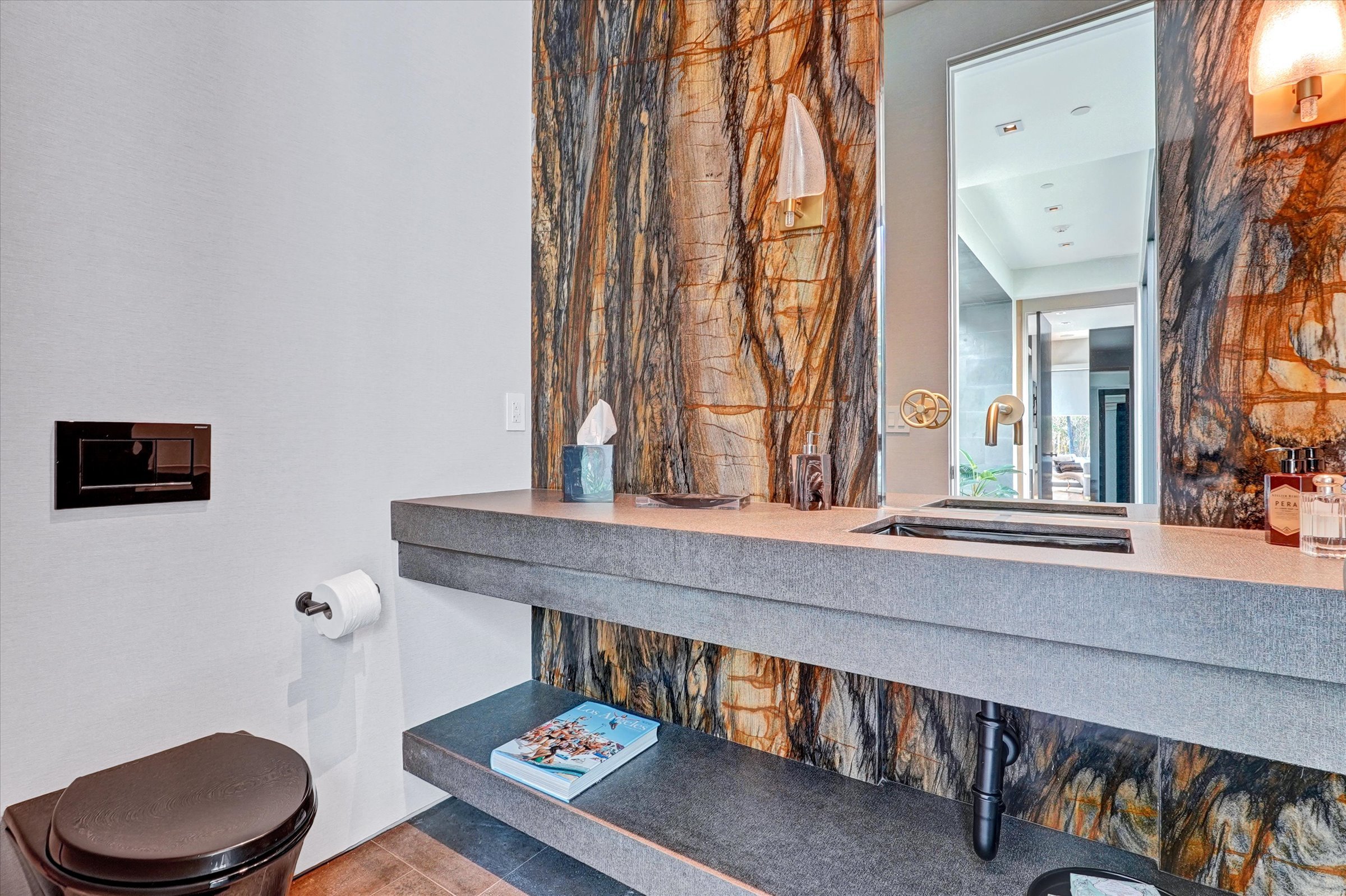 50-1049 Loma Vista Dr-50.jpg