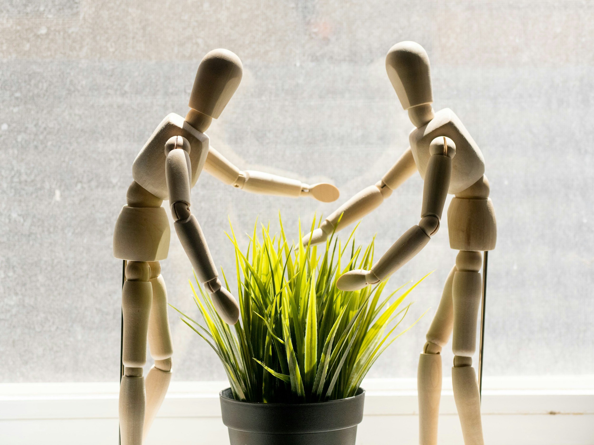People Pleasing Tendencies: Signs, Causes, and How to Set Healthier Boundaries