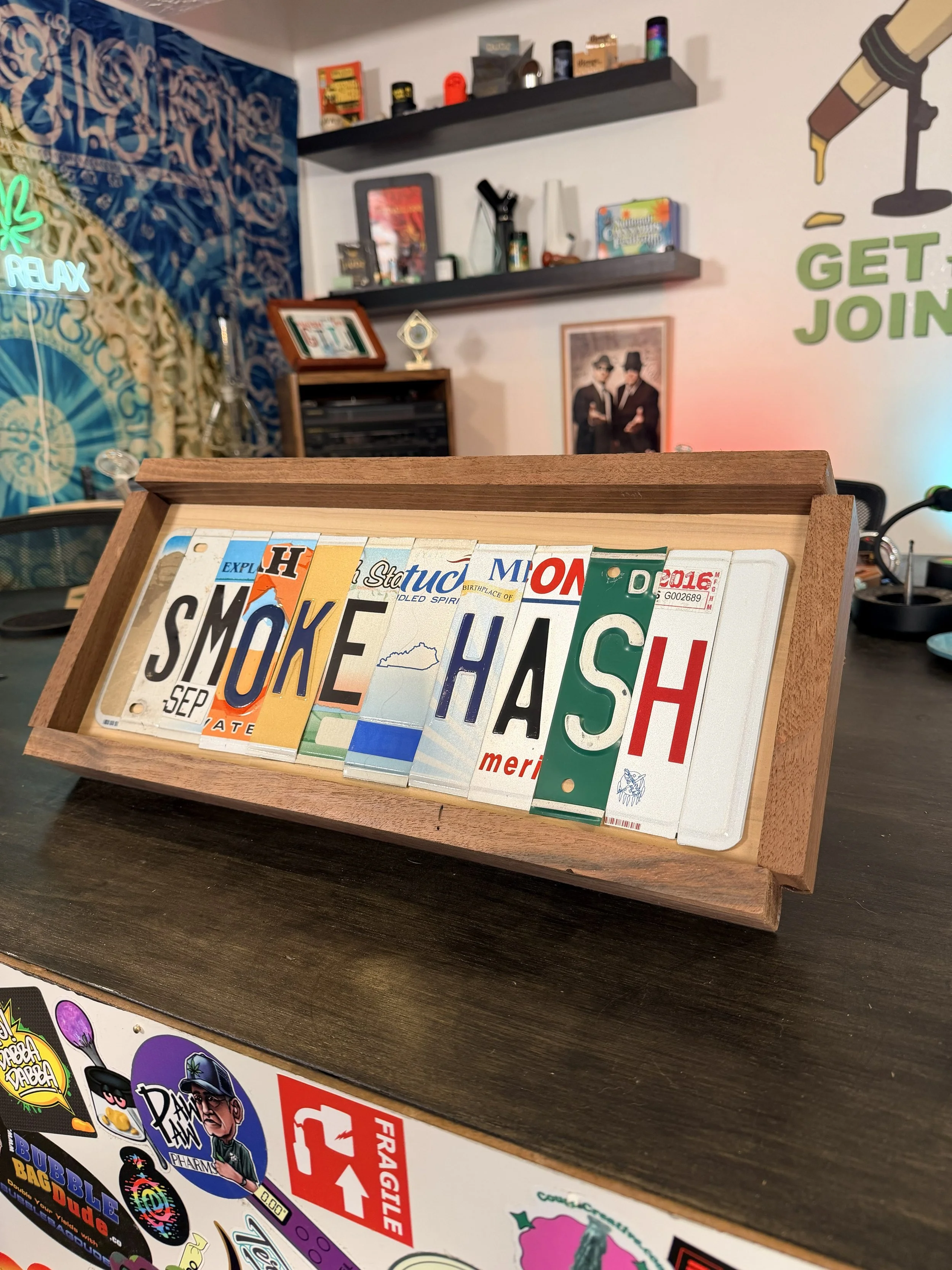 smoke hash right.jpg