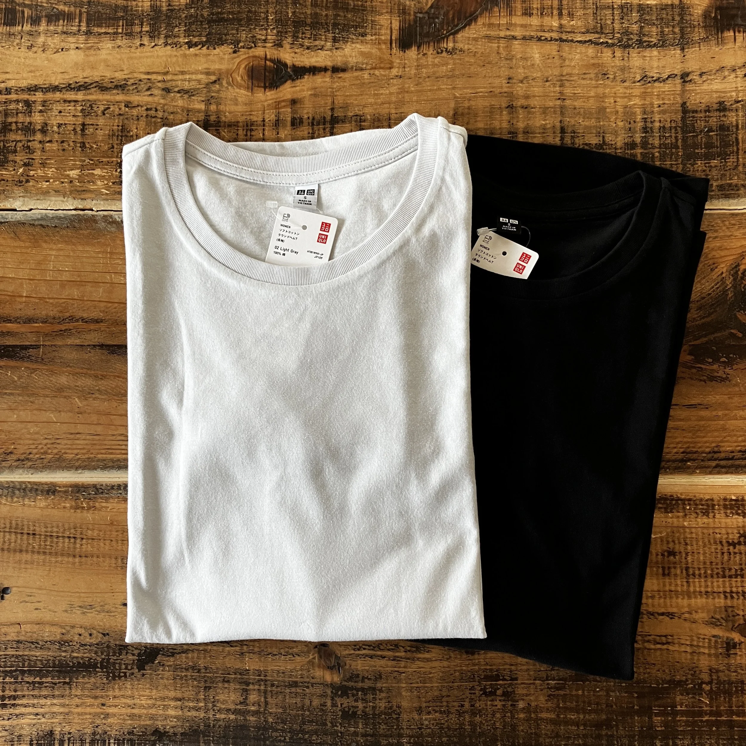 UNIQLOが都合の良い色を展開してくれた
