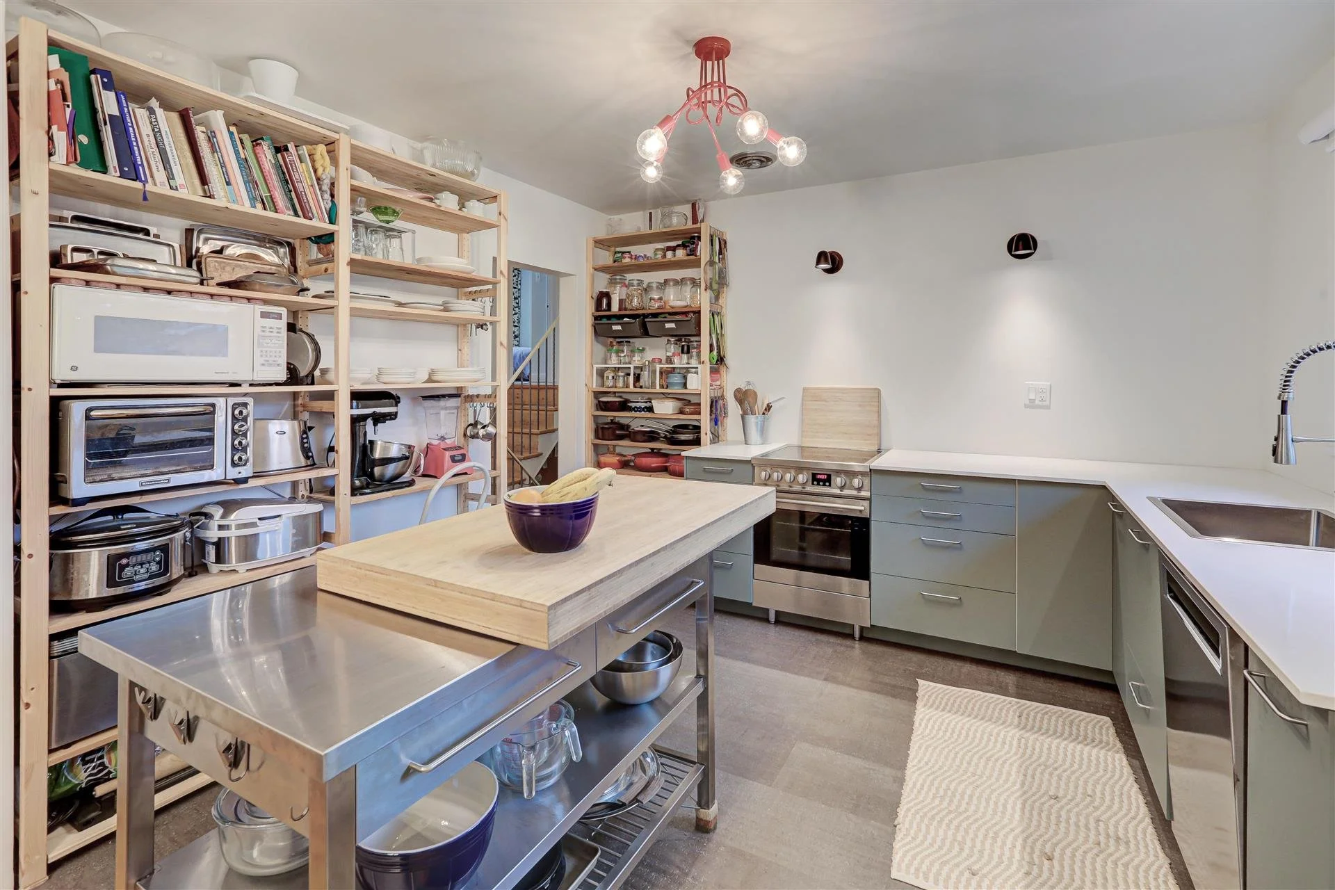 8-Kitchen_3.jpg