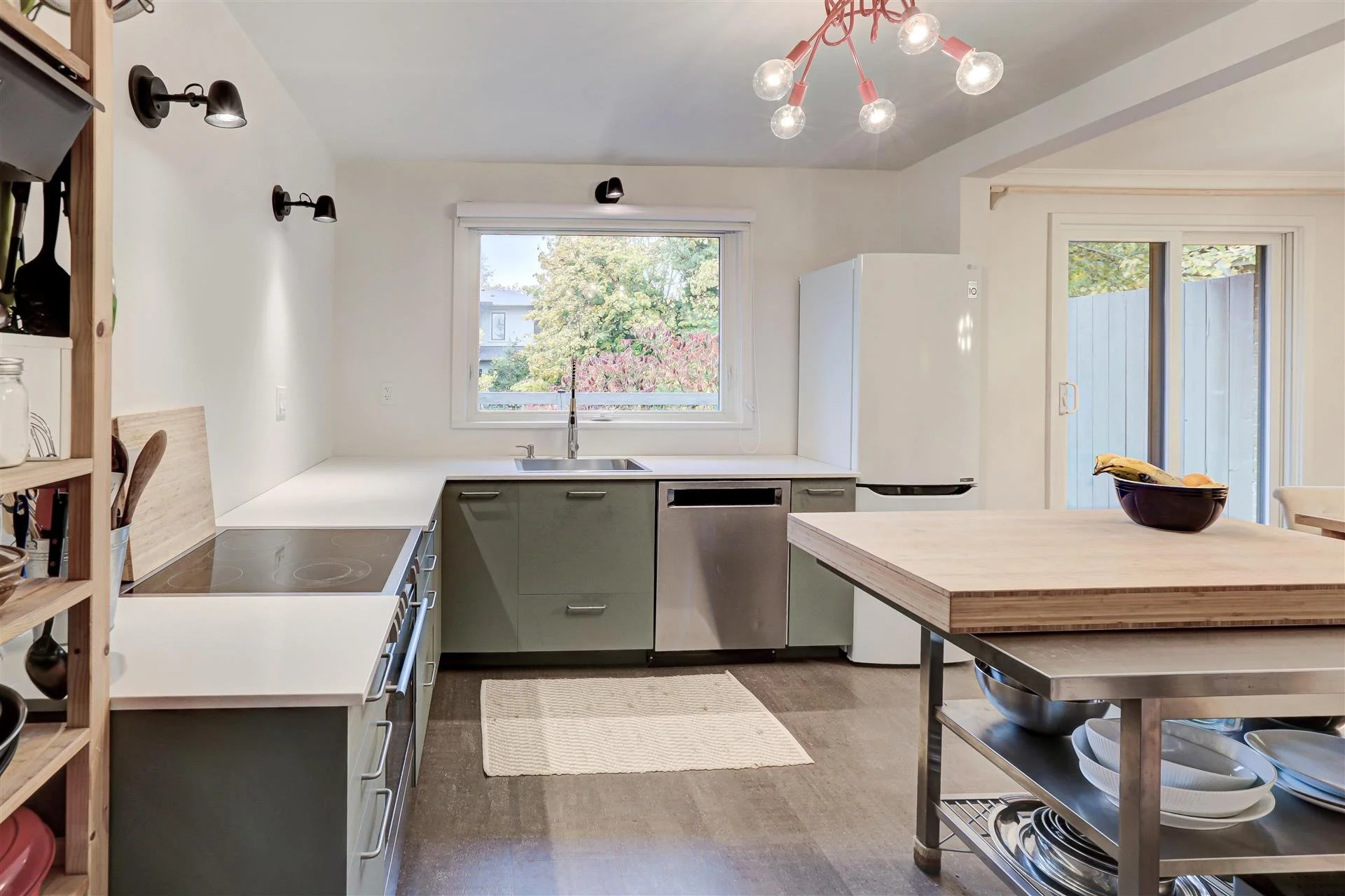 6-Kitchen_1.jpg