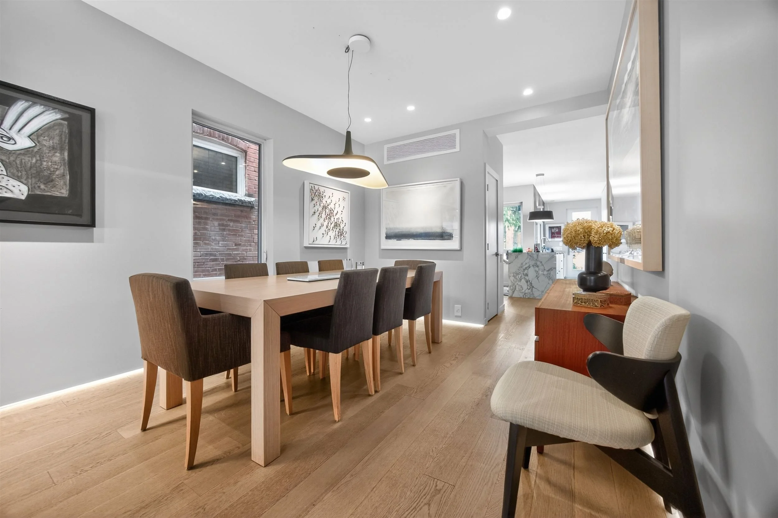9-DiningRoom-1.jpg