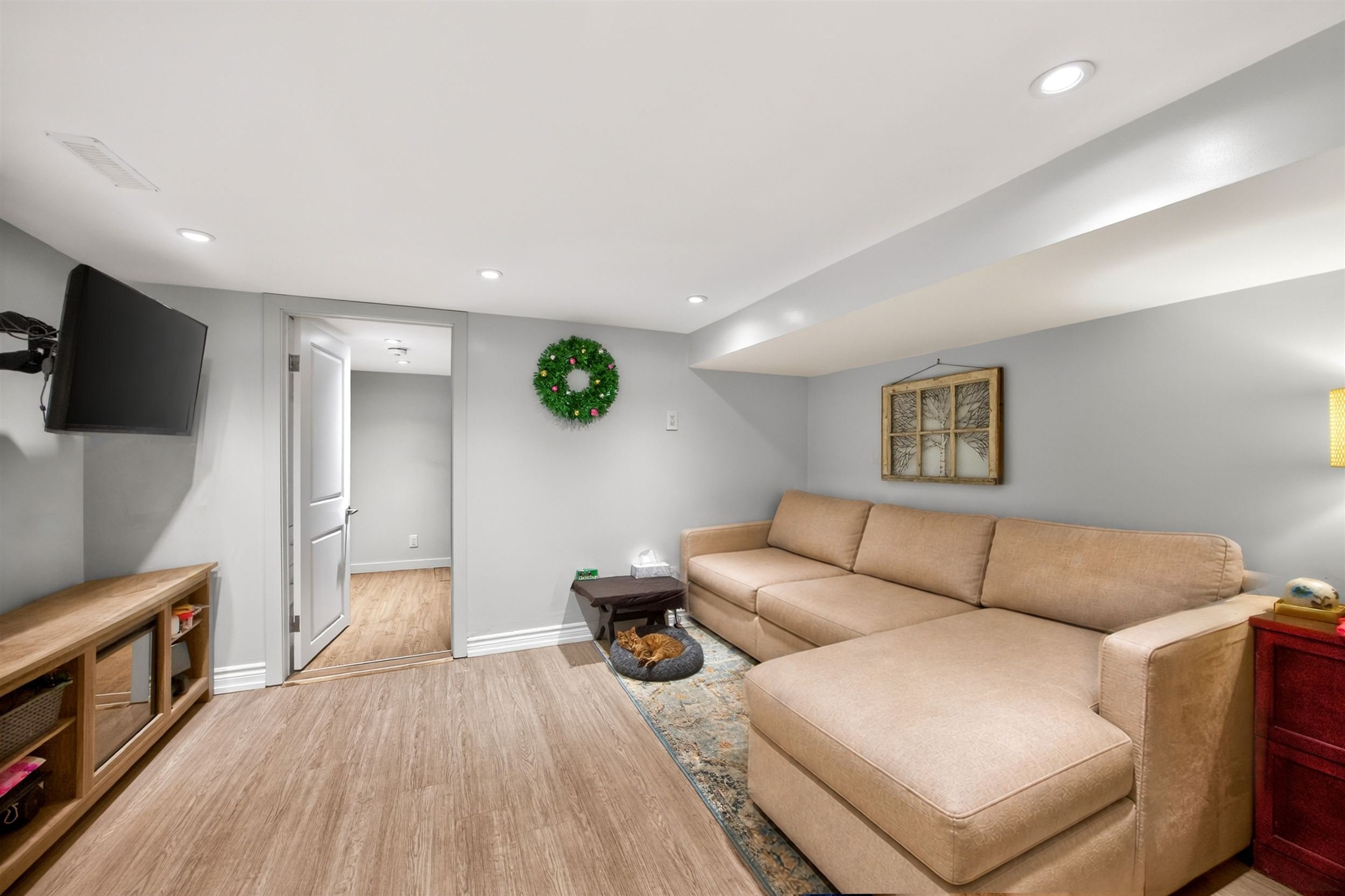 33-LowerLevel_LivingArea-2.jpg