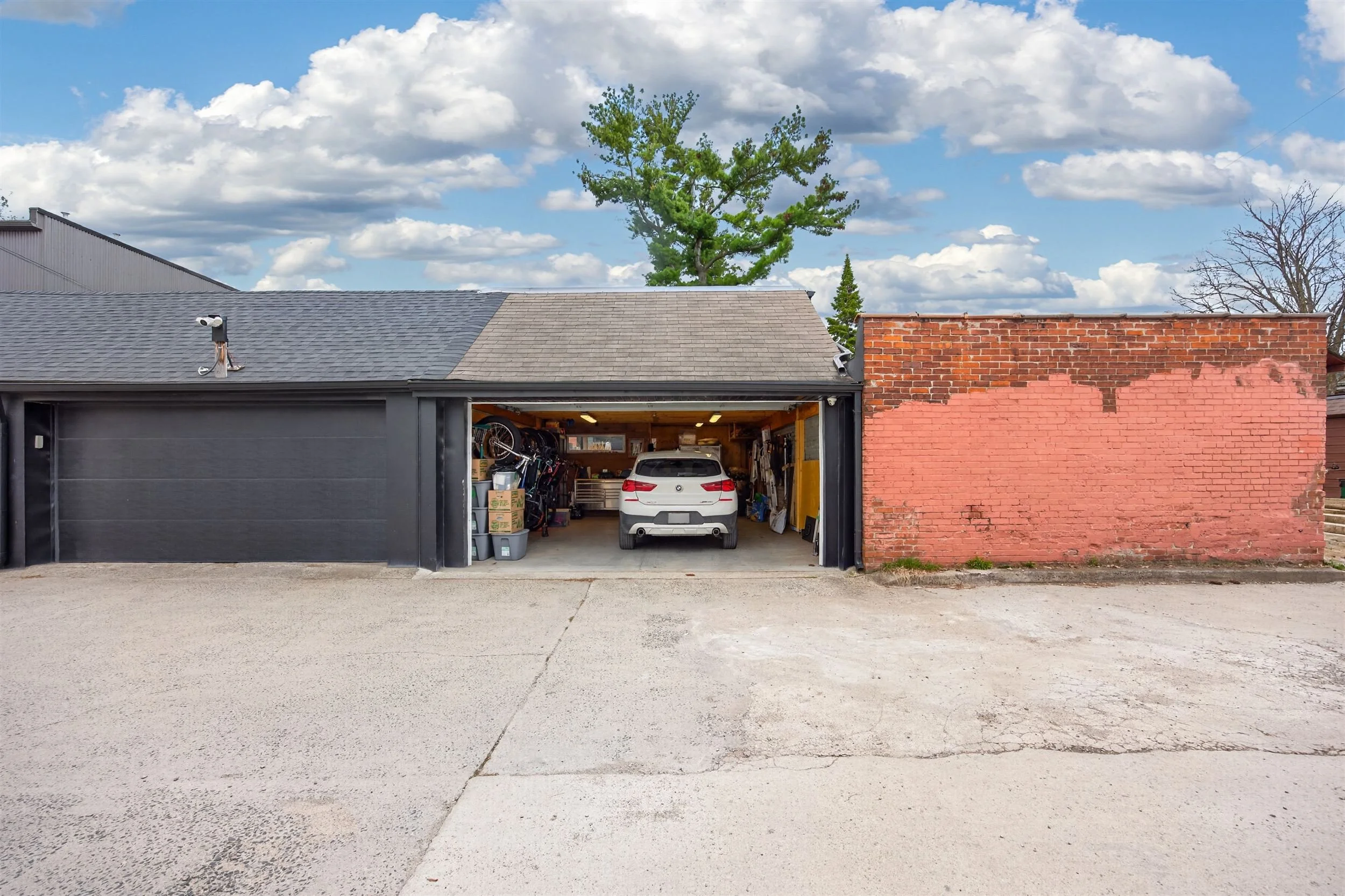 45-House_Garage-1.jpg
