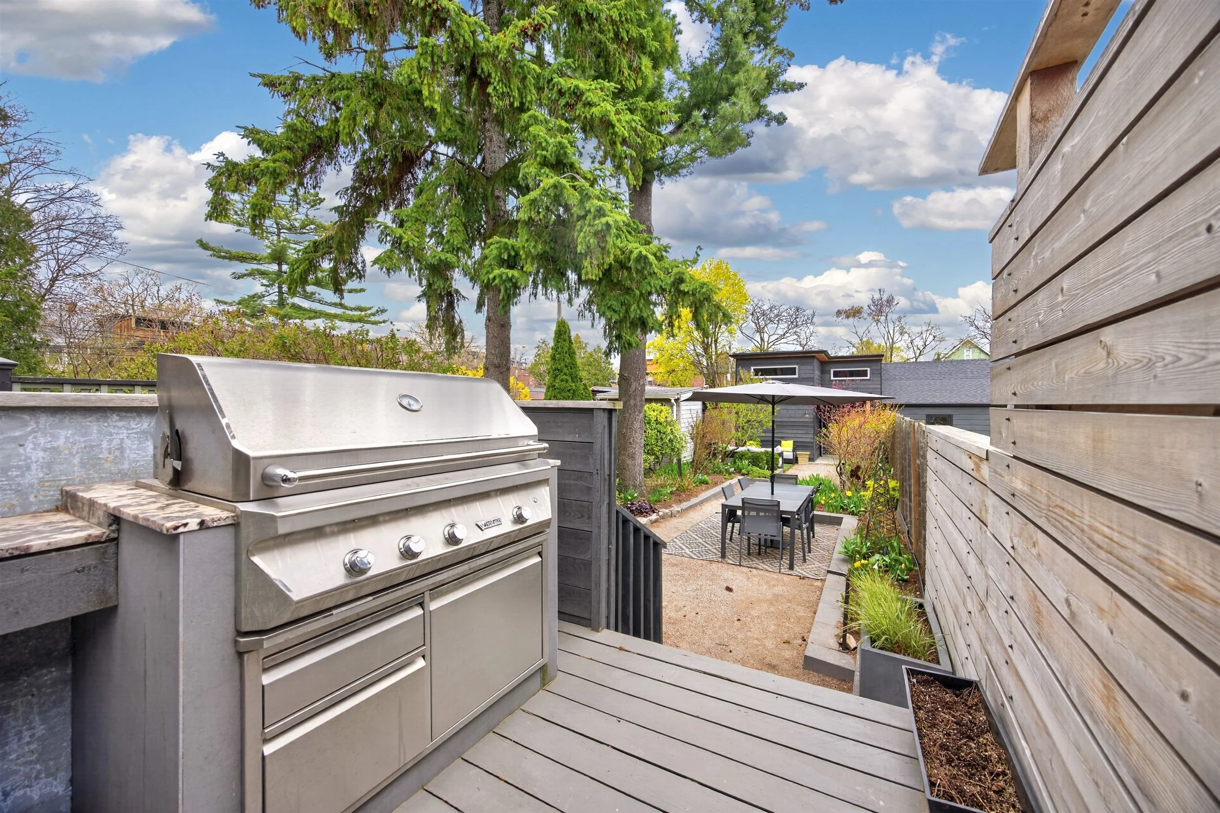 38-House_Backyard-1.jpg