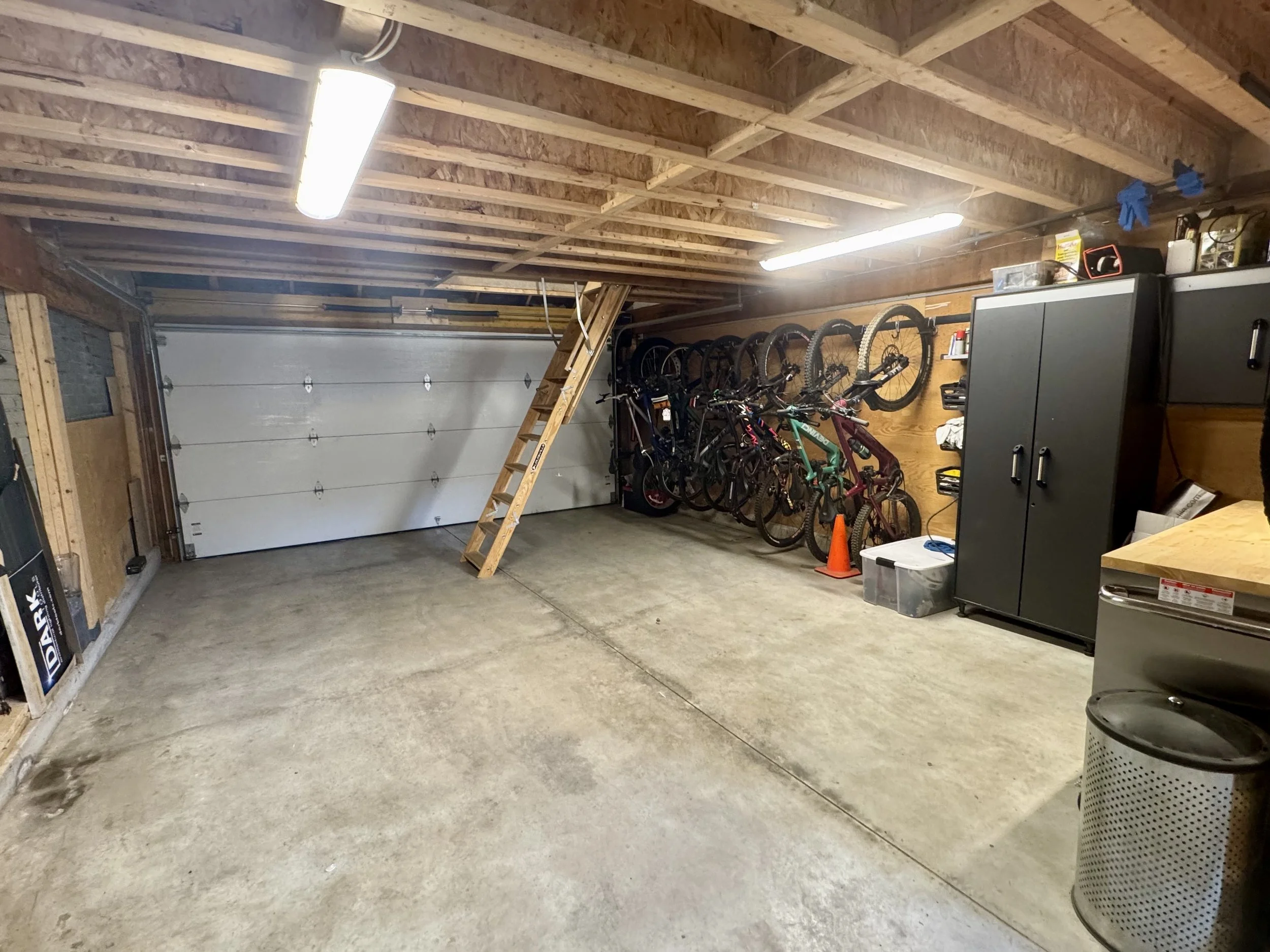 garage 82 (2).jpeg
