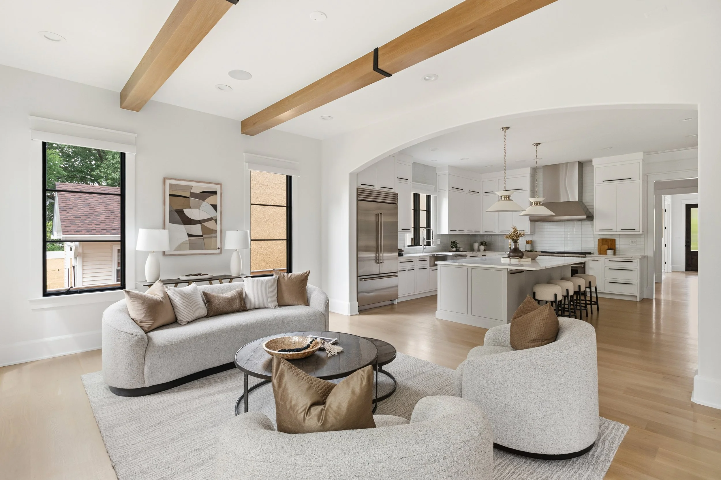 24-3108KeyBlvd0026.jpg