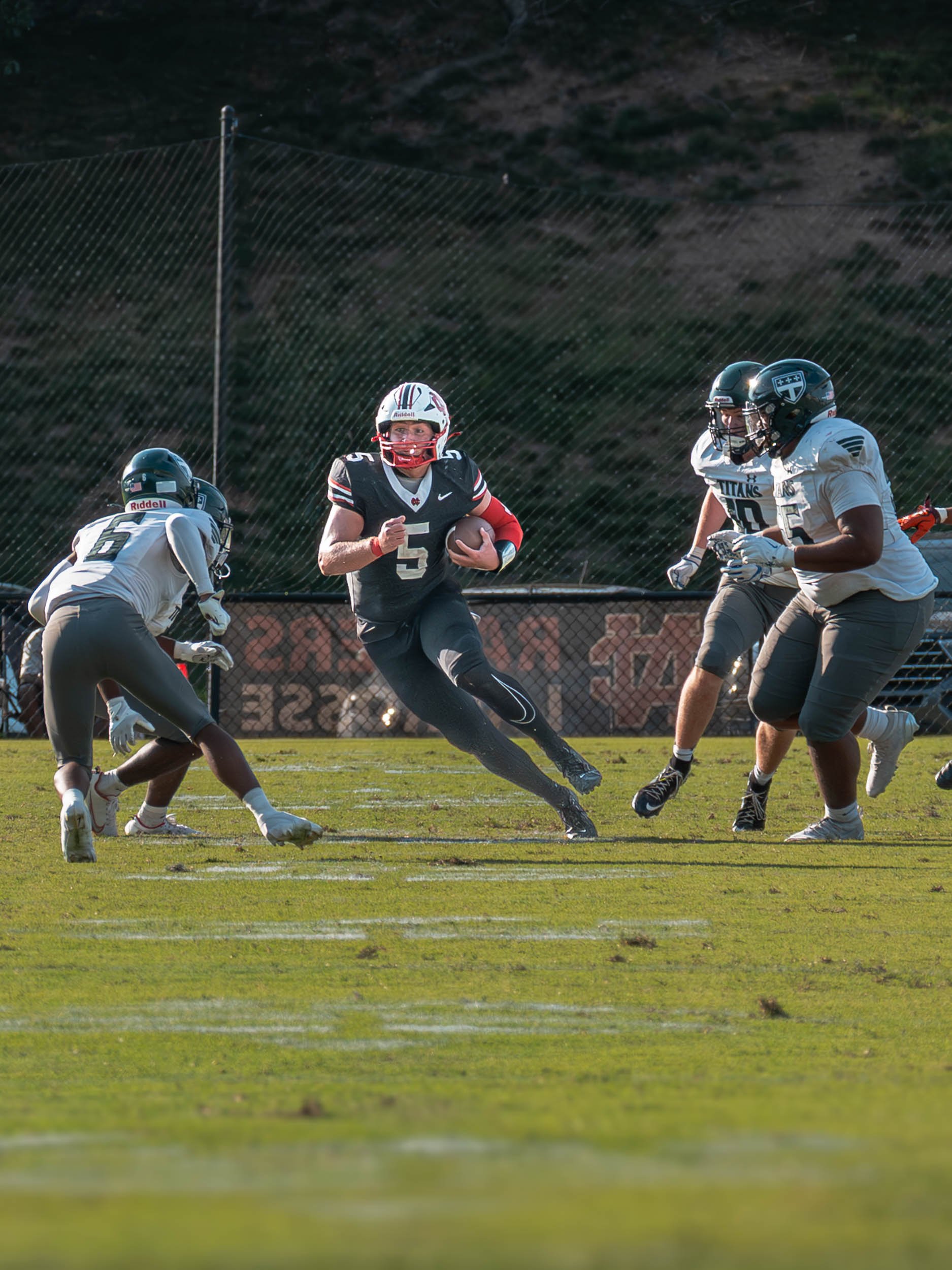 NCfootball_A1_05670.jpg