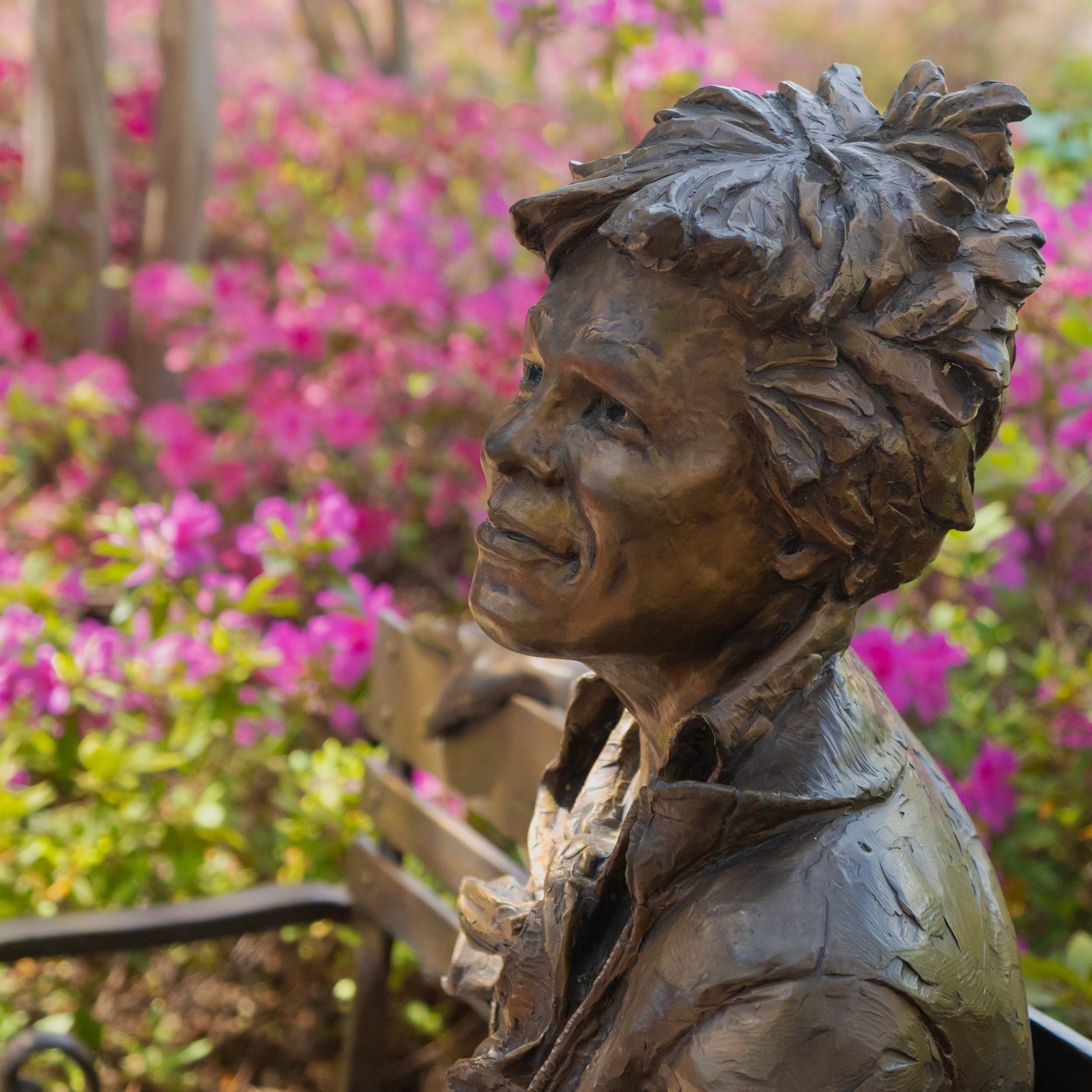 AMELIA EARHART