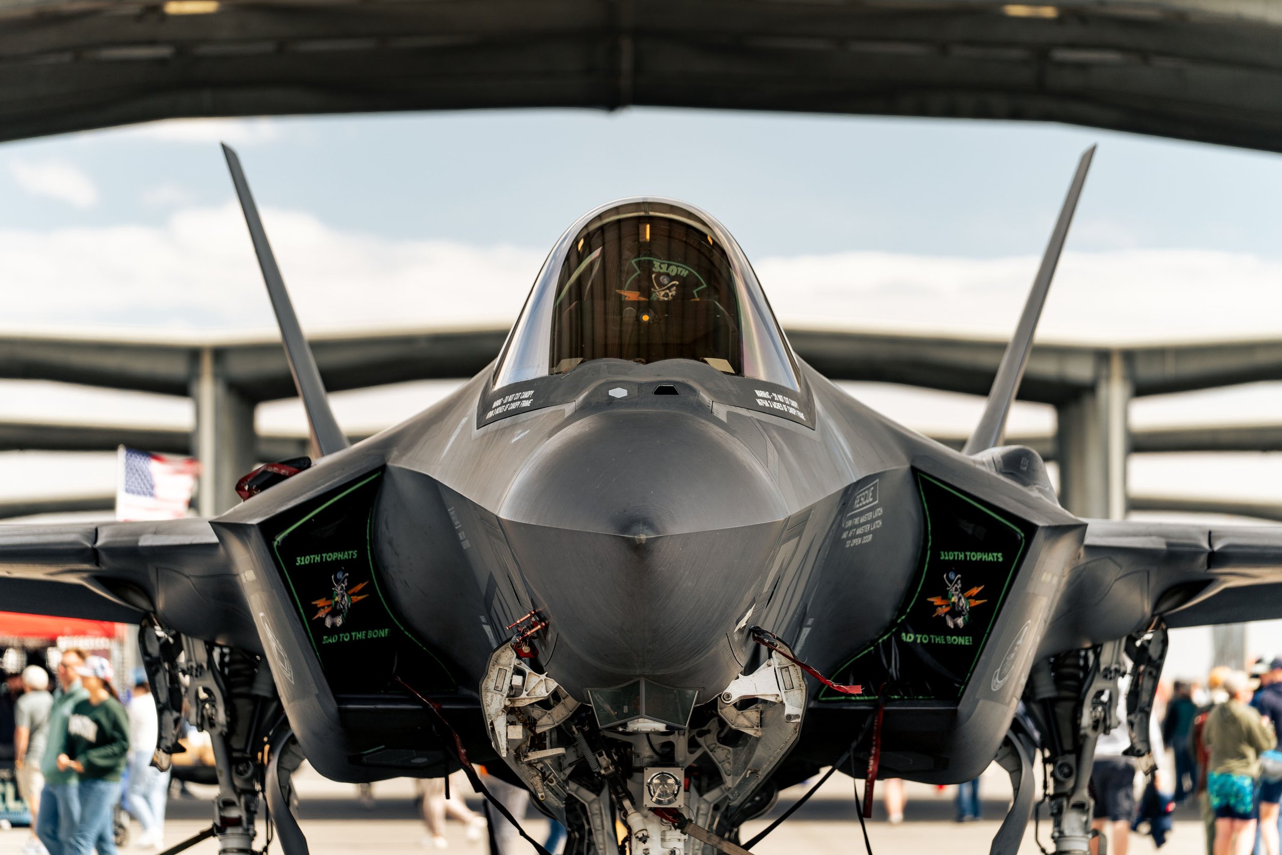 Print 2 - F35 Head On