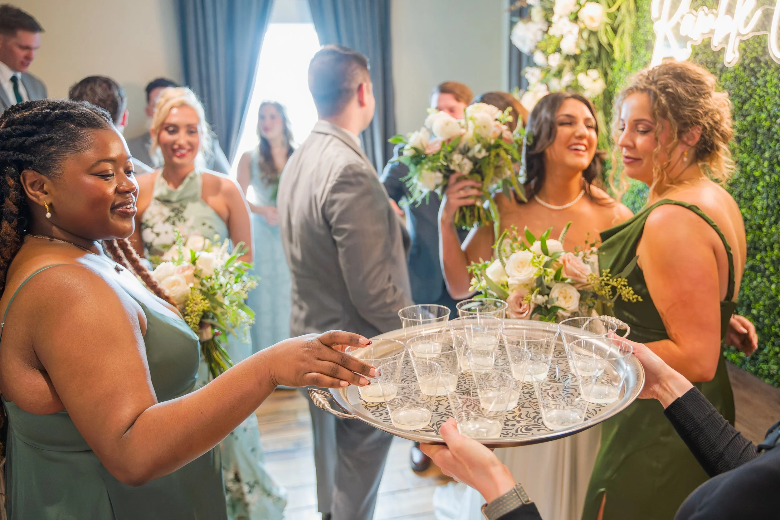 ramble-creek-cocktail-hour-wedding-party.jpg