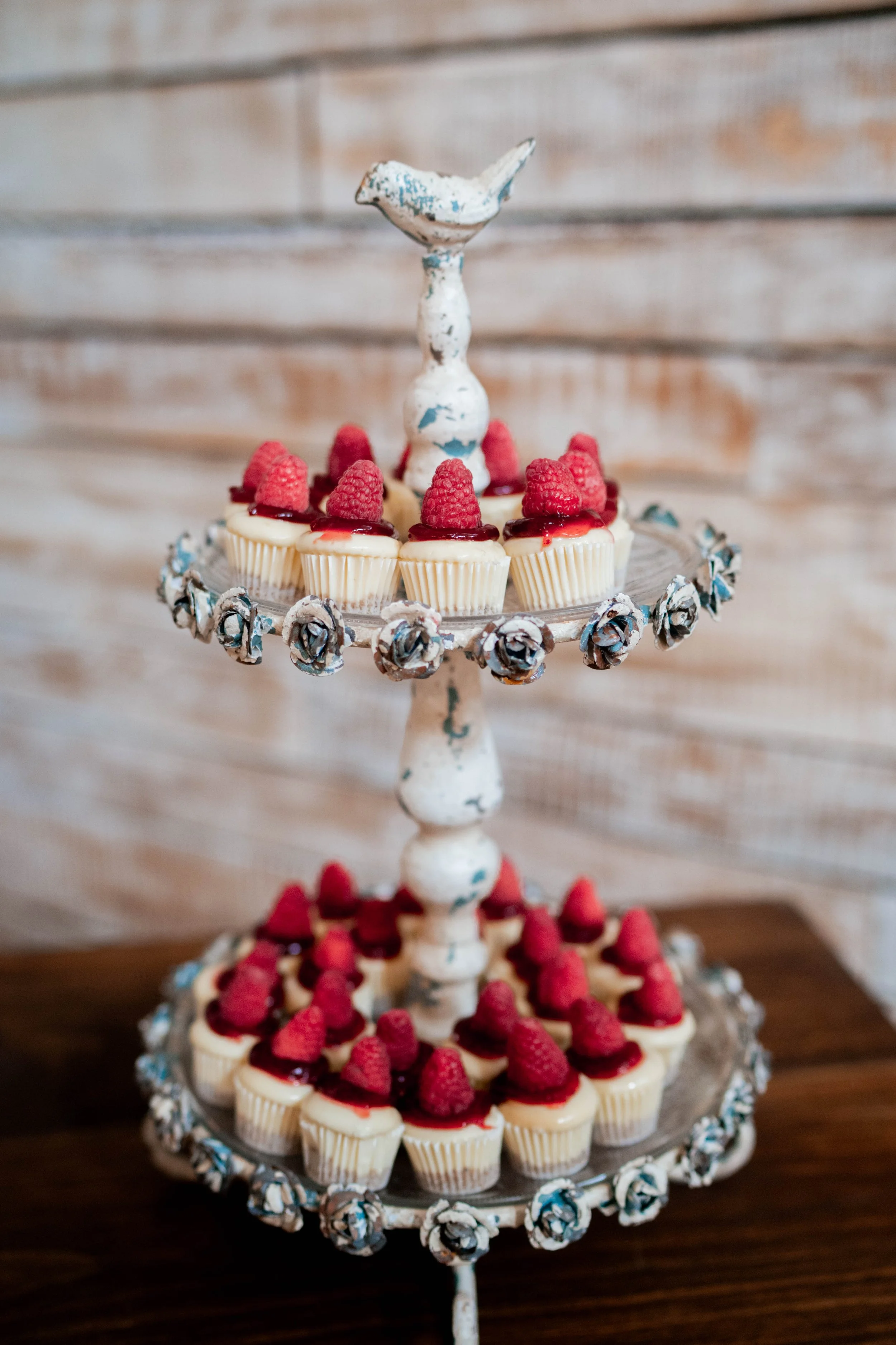 mini-cupcakes-raspberries-wedding-dessert.jpg