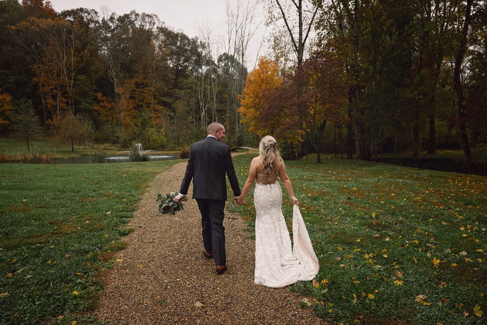 brittany-photographs-nov-wedding-fall-wedding-pond (1).jpg