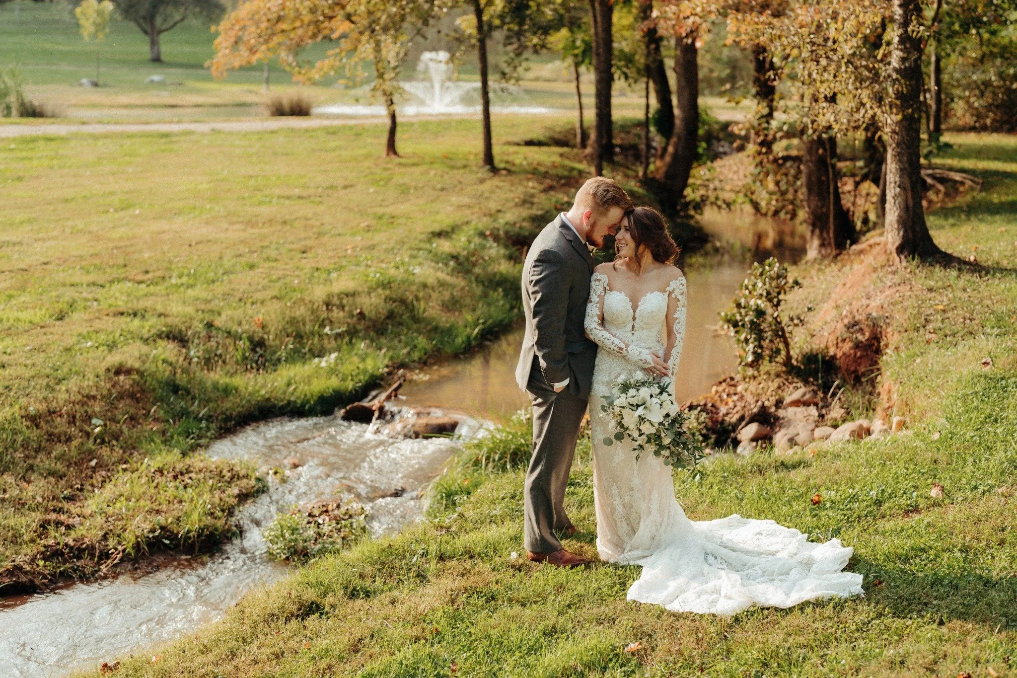 ramble-creek-fall-creekside-wedding-portrait.jpg