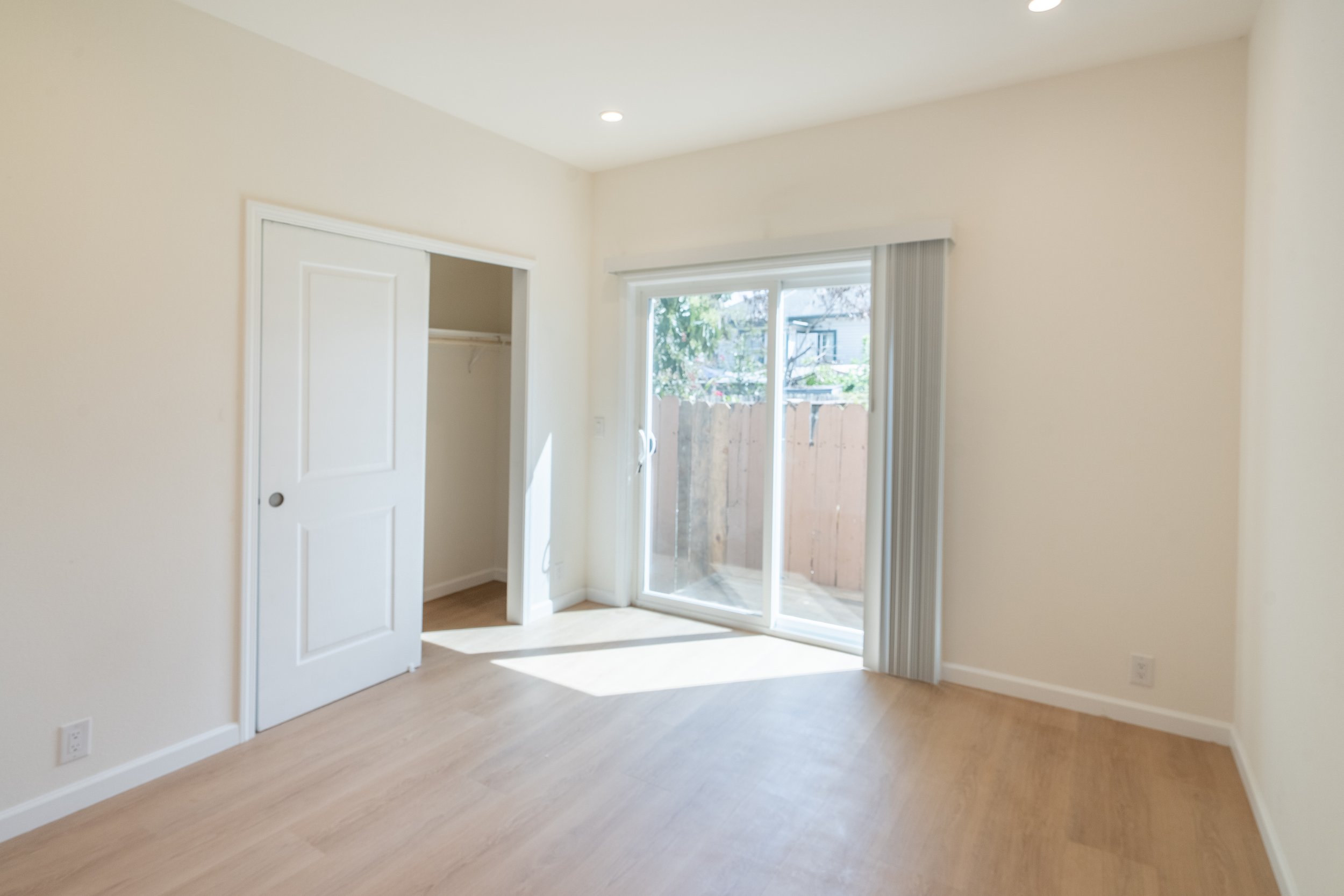 5,000 – 7,499+ sq ft