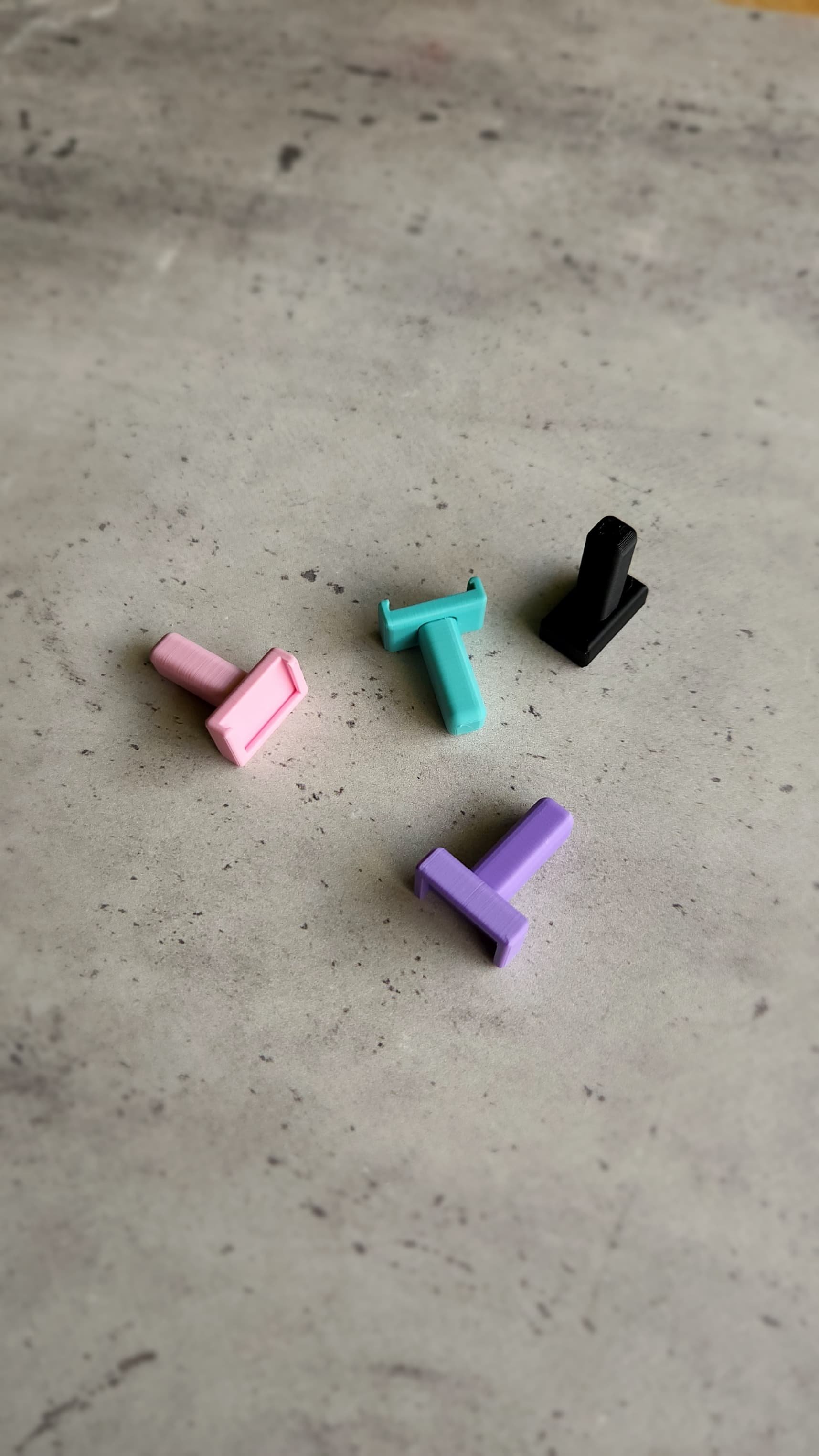 Individual Letter Holder