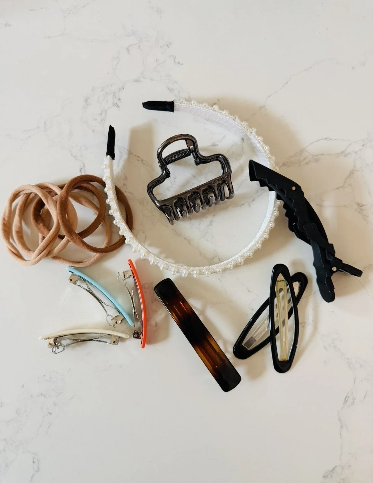 Hairstyling with Ease
