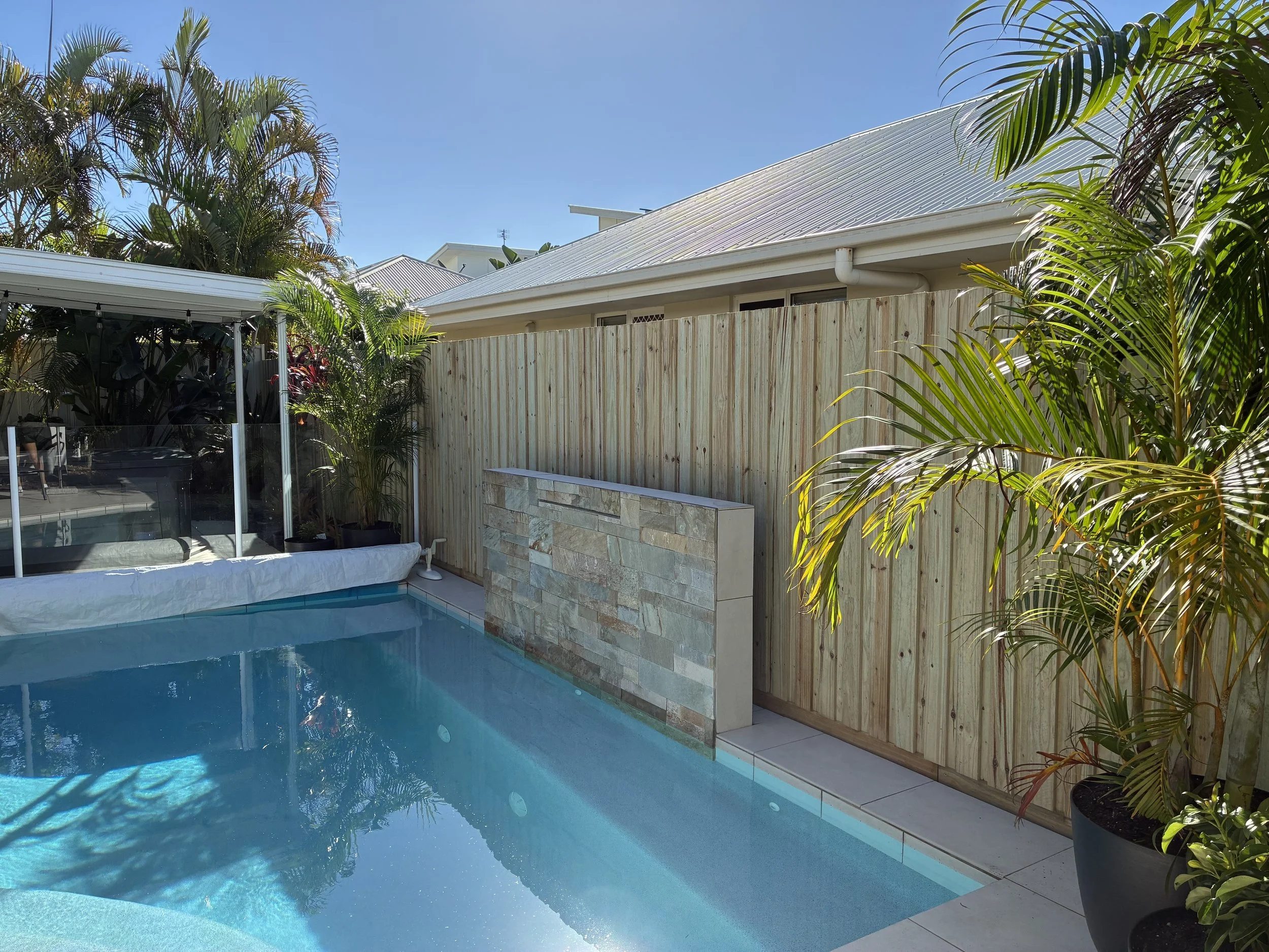 pool fence.jpg