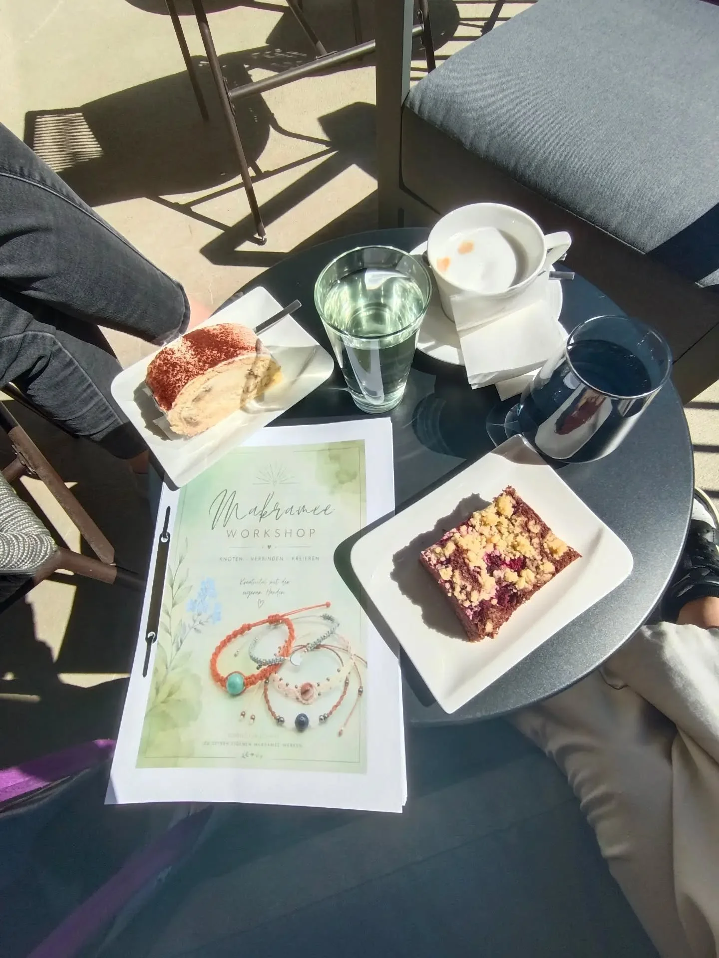 Was f&uuml;r ein kreativer Monat😊🎨🤍

Mit gaaaanz sch&ouml;nen Momenten, tollen Erlebnissen, vielen Learnings und wundervollen Menschen😌🤍

Und jetzt bin ich sowas von ready f&uuml;r den Sommer☀️⛱️ wer noch!?😋

#recap #mai2026 #socialmediamanager