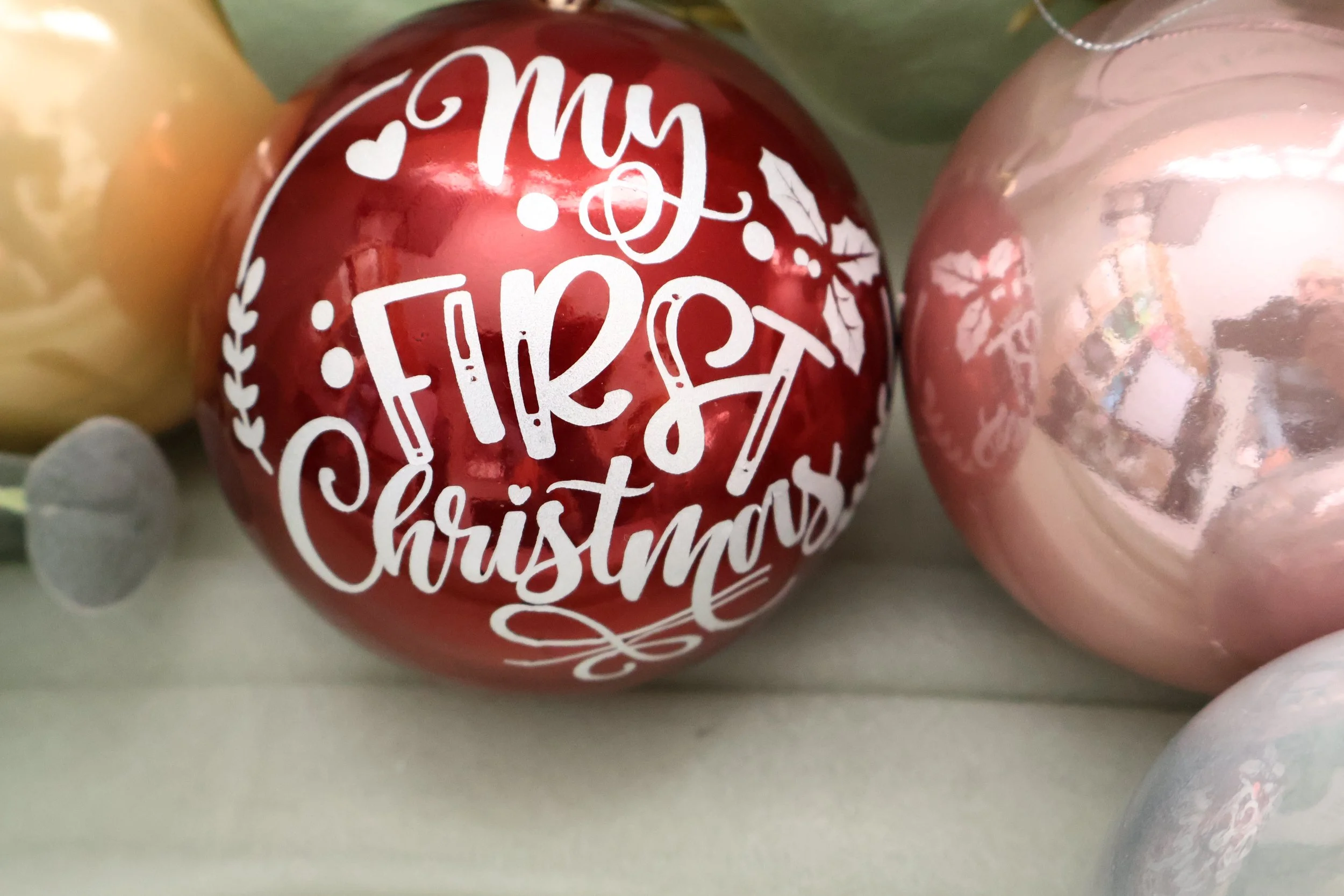 Christmas Bauble Decorating