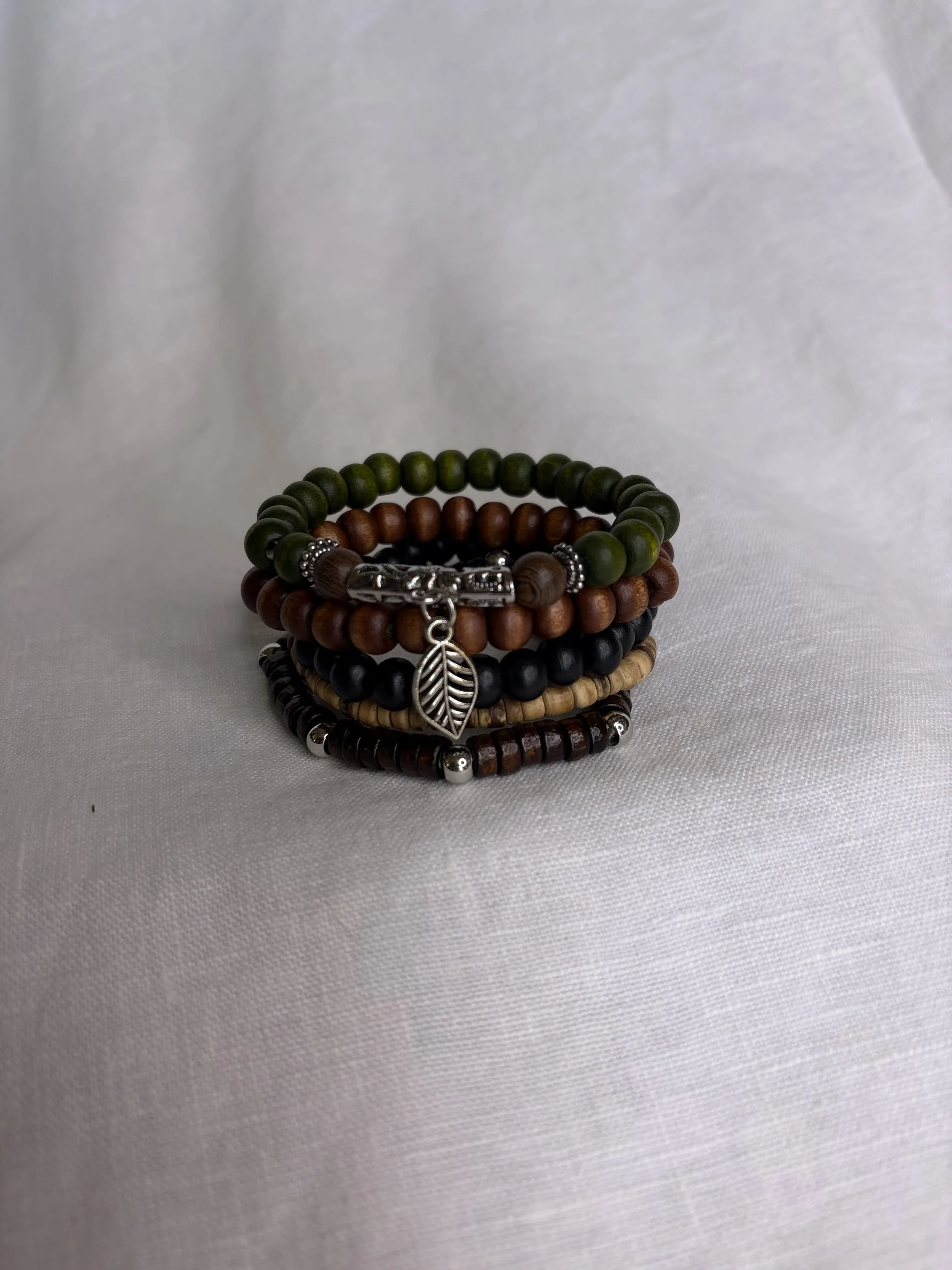 silver, gold, cuff bracelet, Australia, fashion, accessories, jewellery, jewelry, women, bohemian, boho, racewear, wedding, molly and rose, cheap jewellery, racewear, bridal guest, gift, leather, beaded, wooden