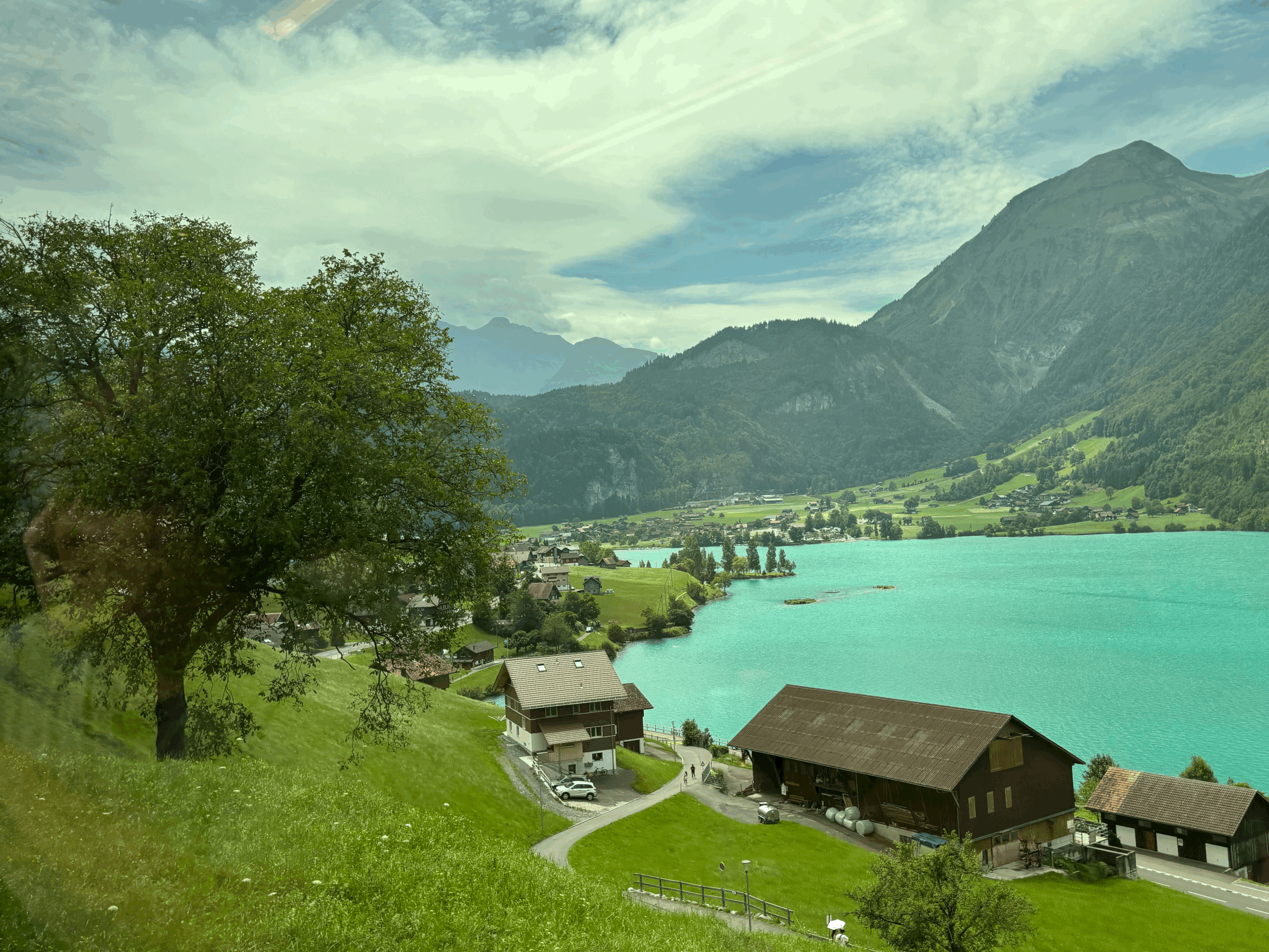 How to Plan a Multi-Generational Vacation (Where Everyone Stays Happy)