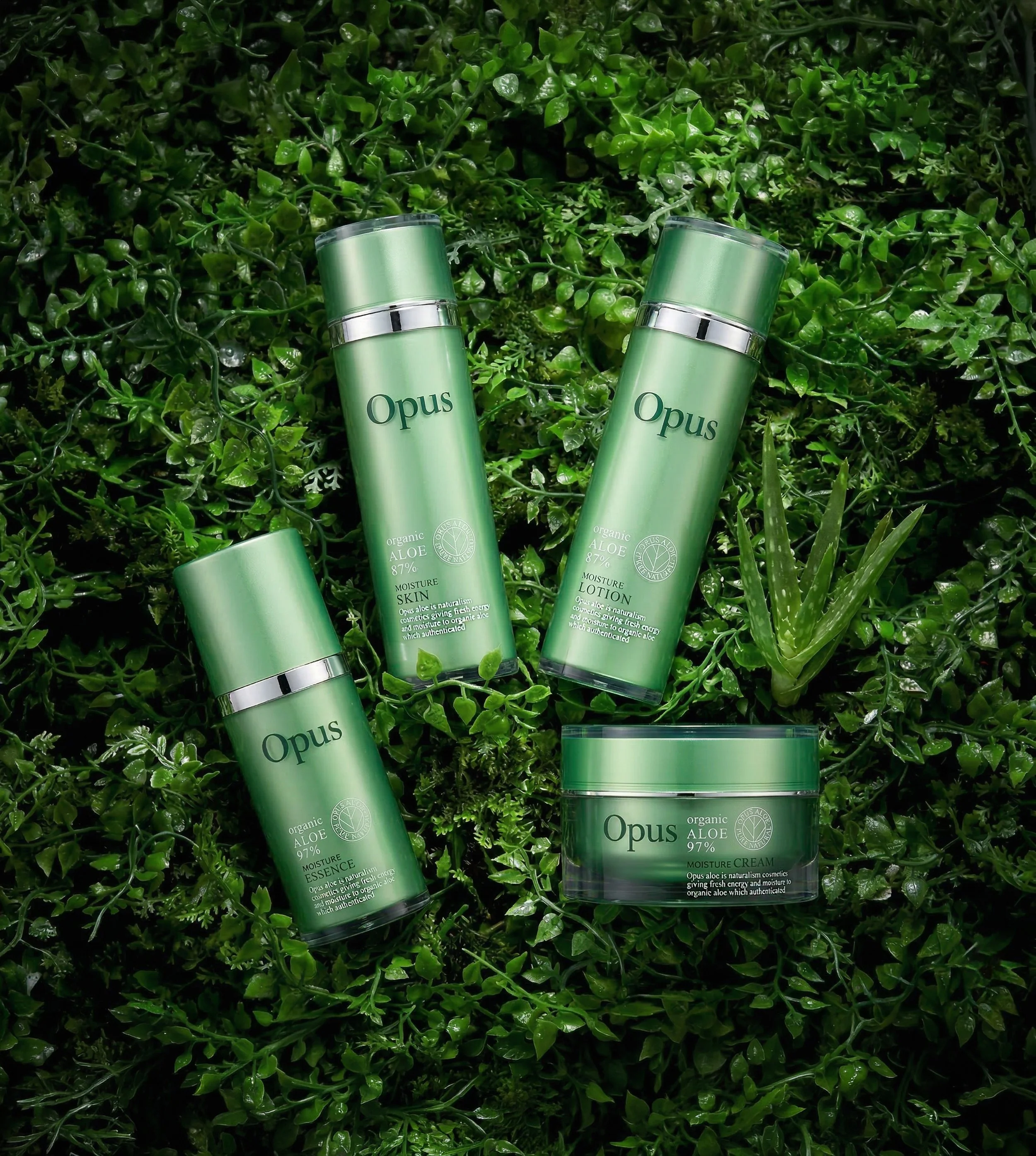 opus-organic-aloe-97-moisture-4piece-set-skin-lotion-essence-cream-overhead-green-01.jpg