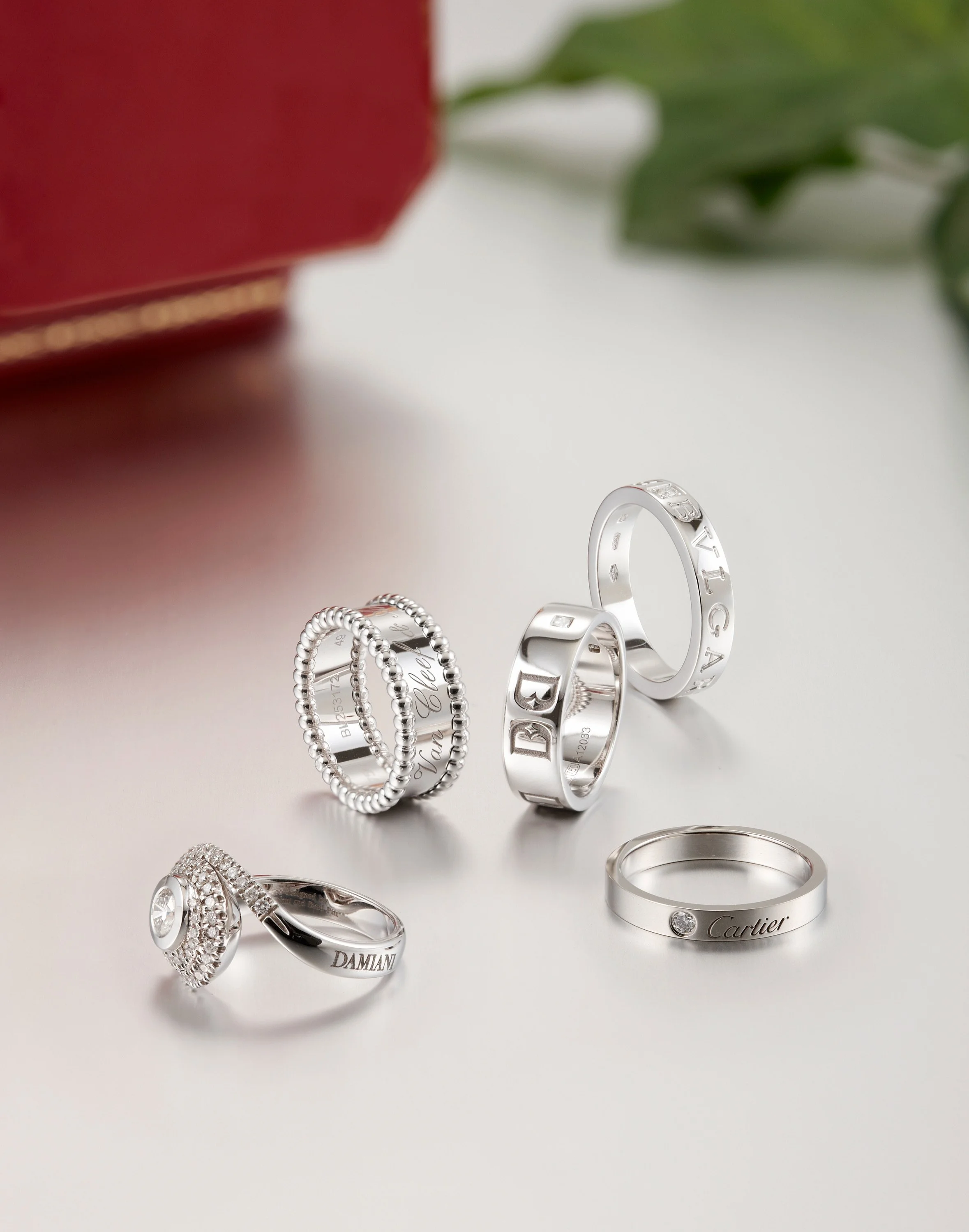 luxury-brand-ring-collection-van-cleef-bvlgari-damiani-cartier-white-gold-01.jpg