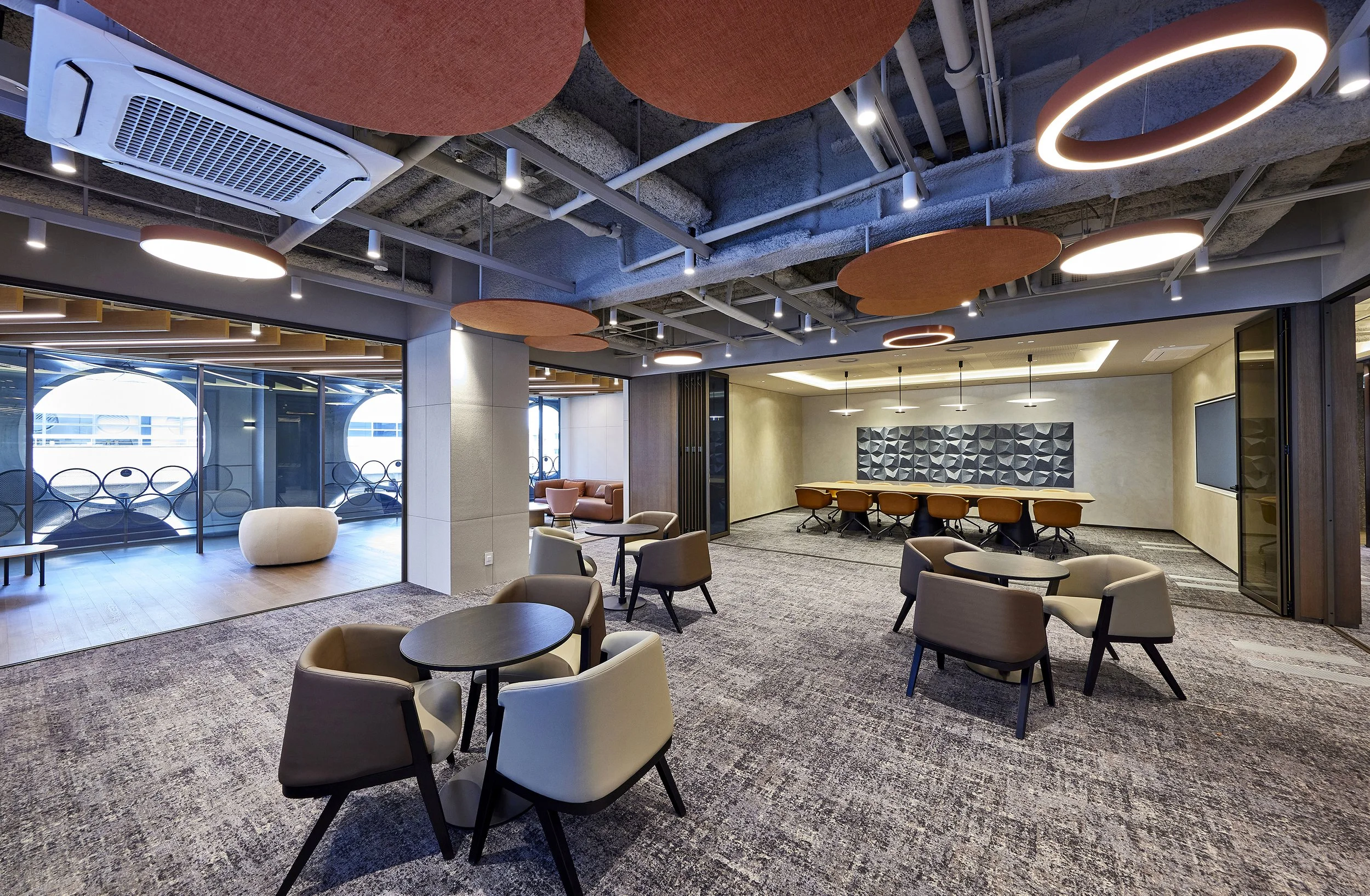 office-interior-lounge-meeting-ambient-gray-terracotta-acoustic-panel-01.jpg