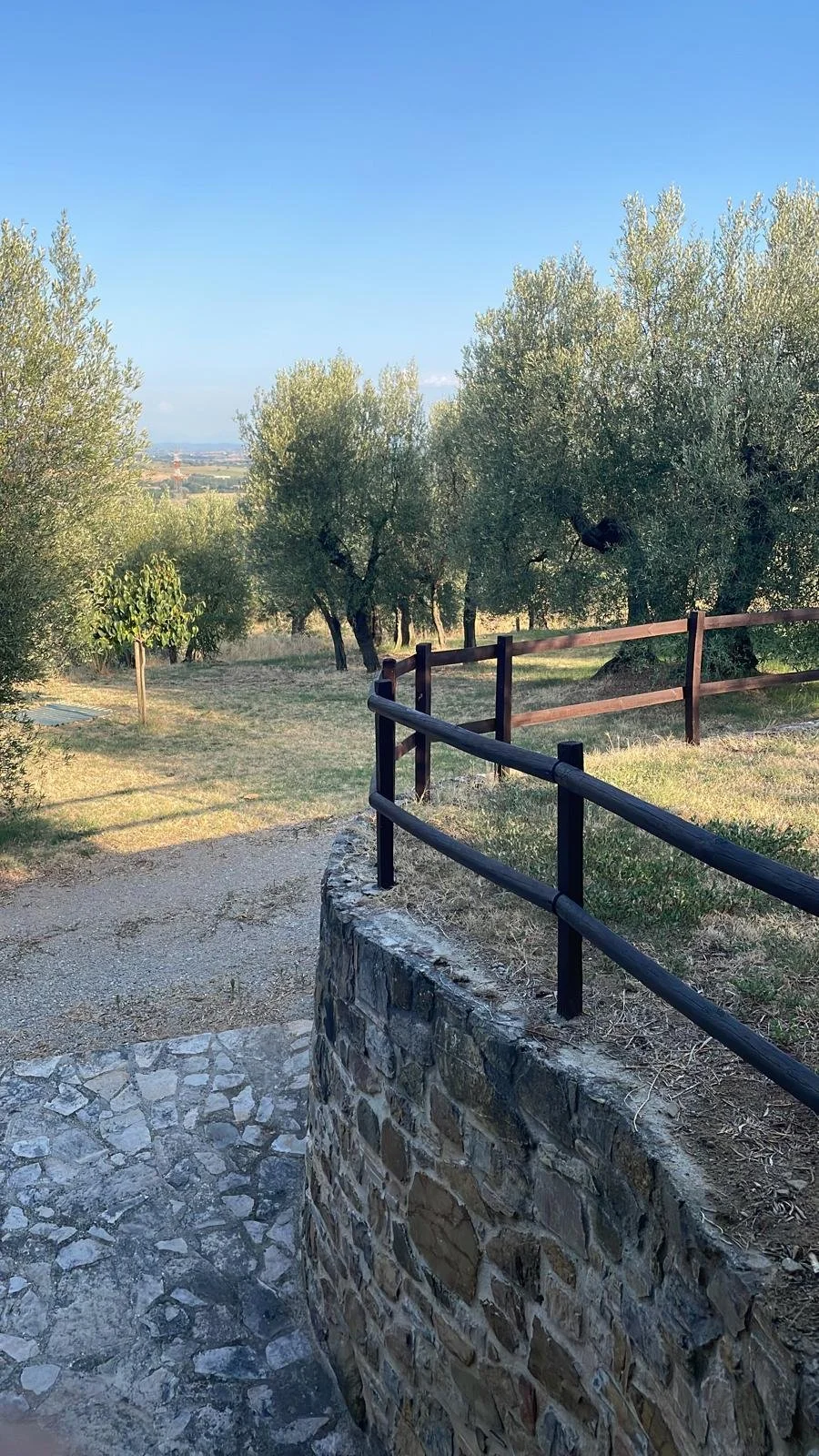 CASA SOLE - WALKING PATH