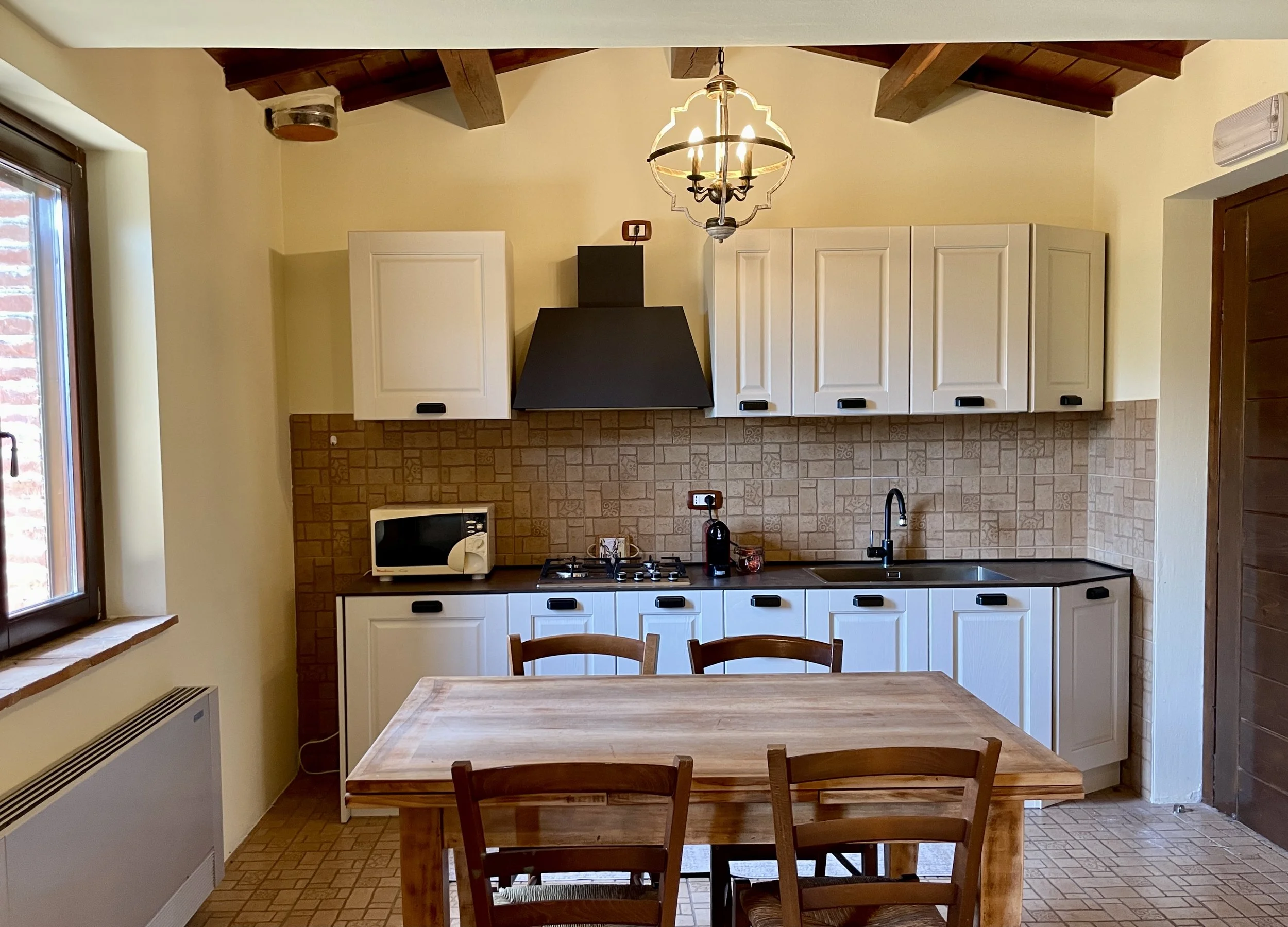 Casa Luna - Kitchen