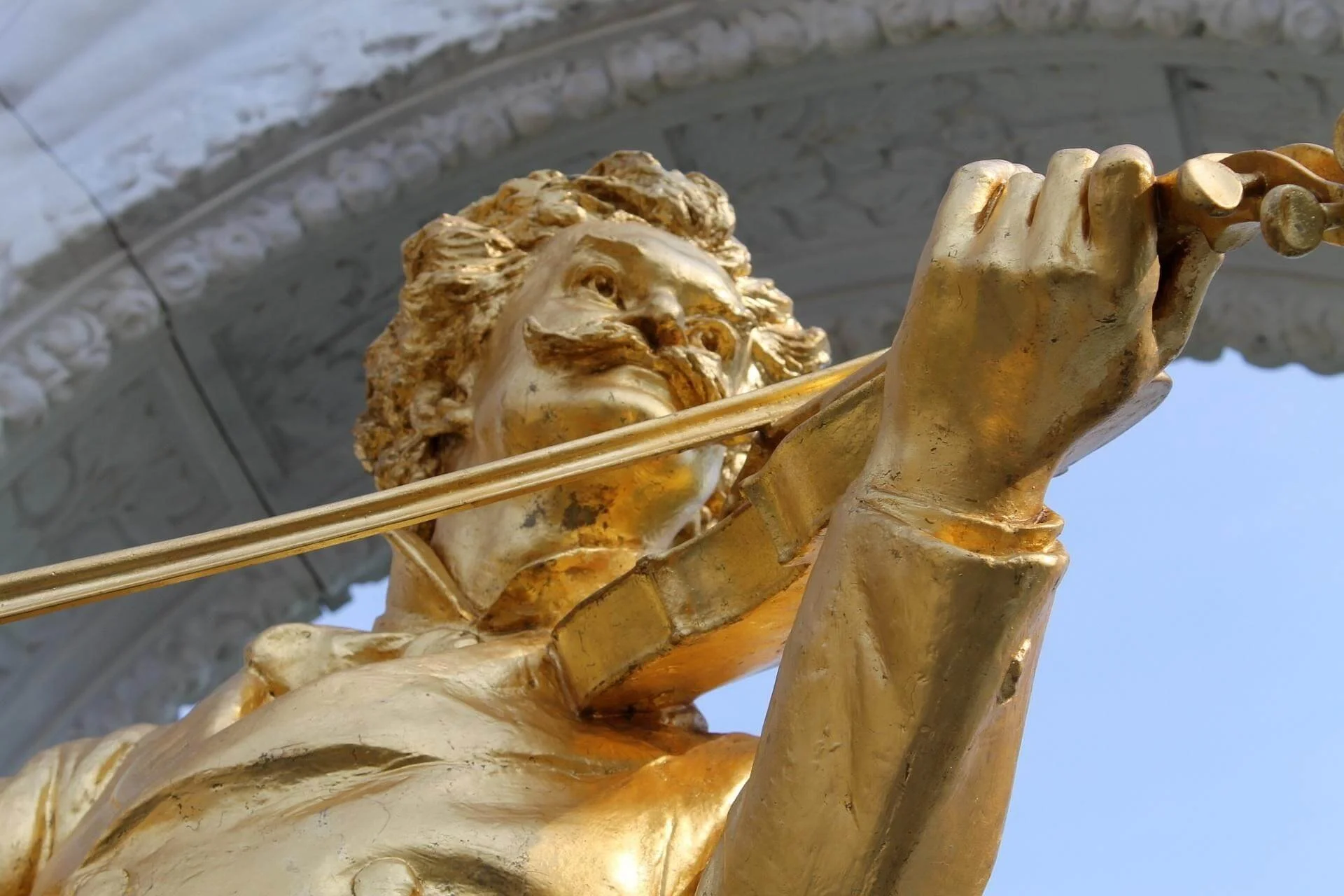 4666192-johann-strauss-2110734_1920.jpg