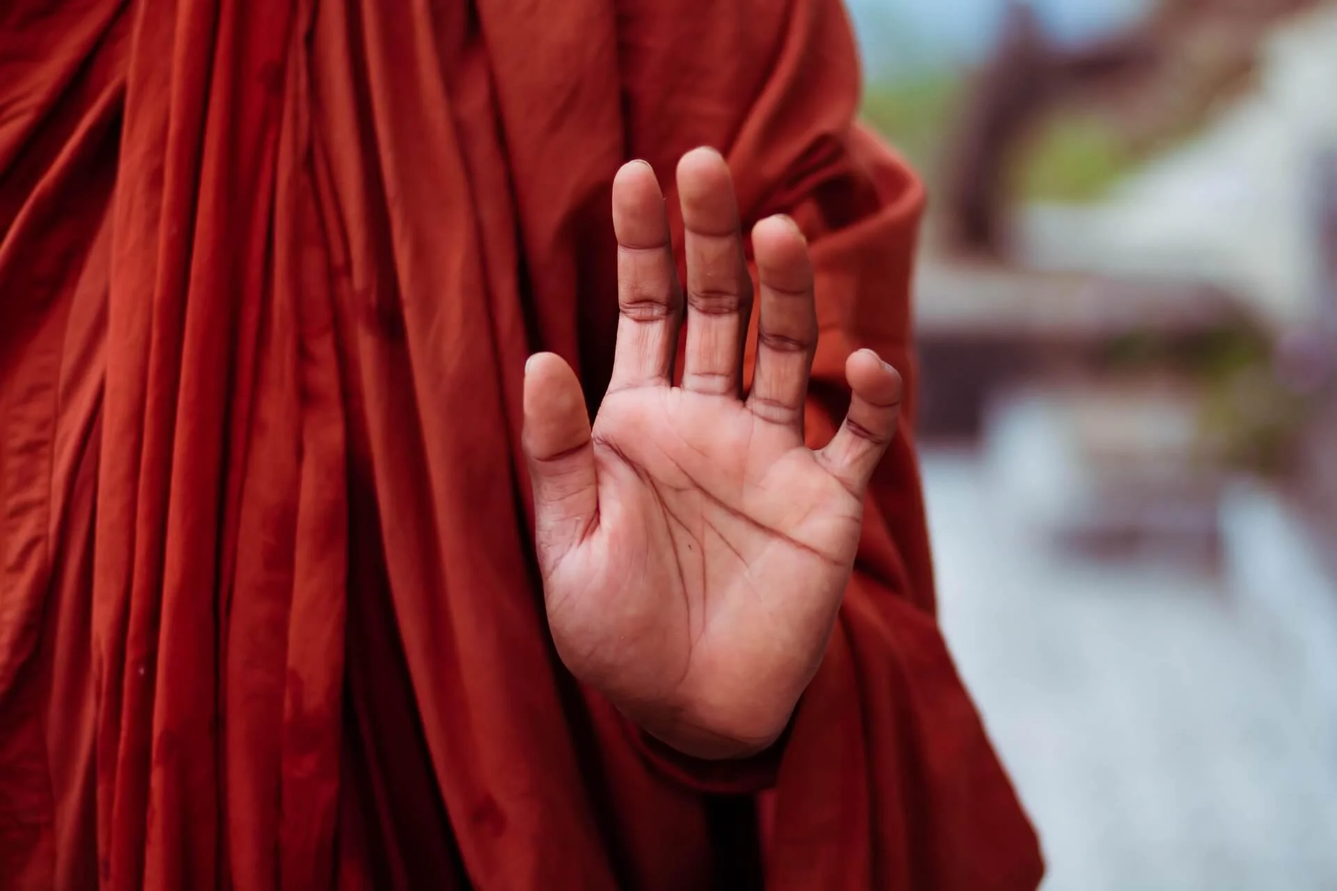 kalyanayahaluwo-monk-5948907_1920.jpg
