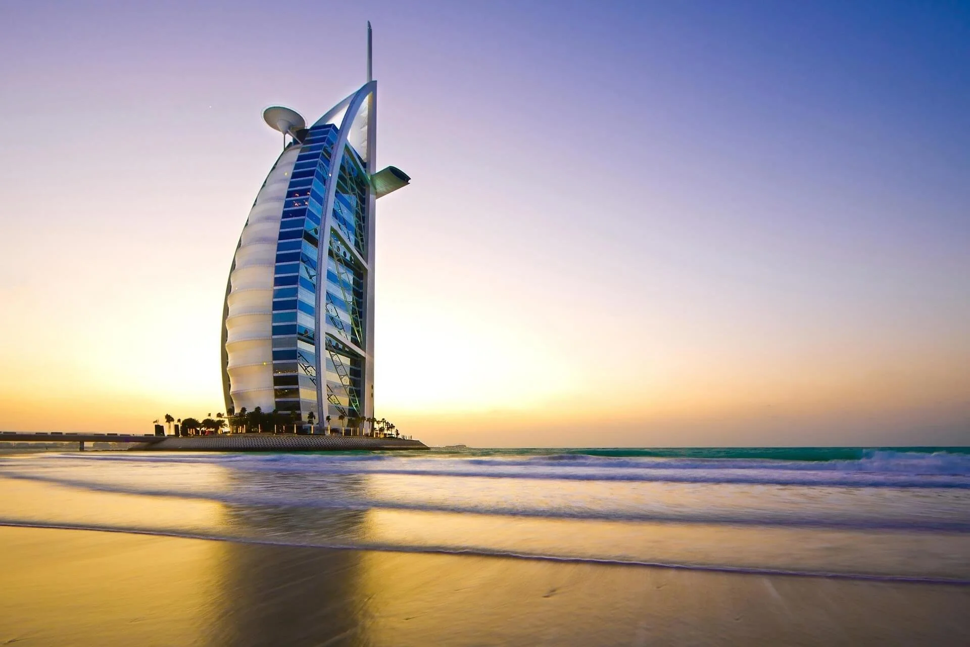 keerthichn-burj-al-arab-2624317_1920.jpg