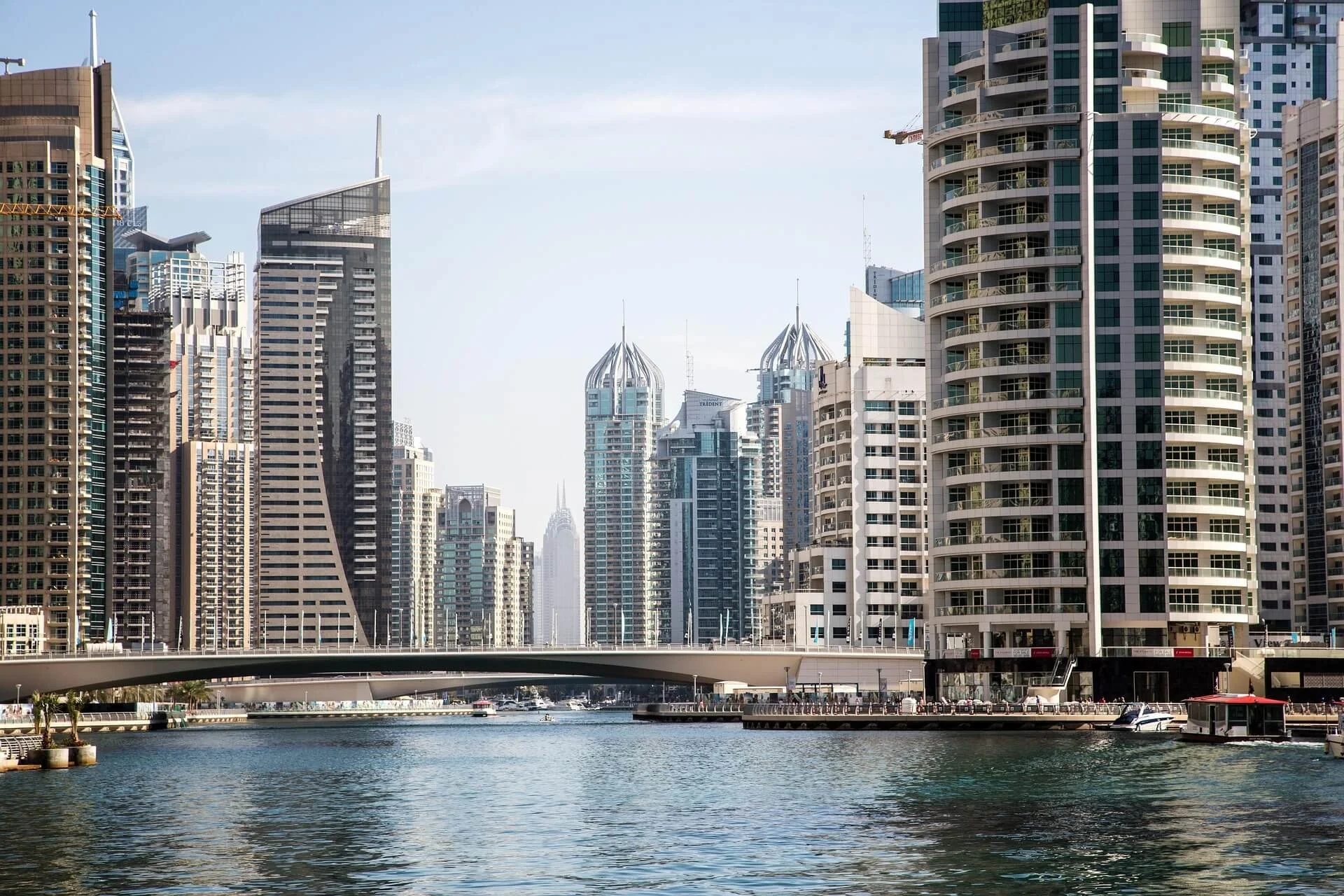 ameia-ka-dubai-1351569_1920.jpg