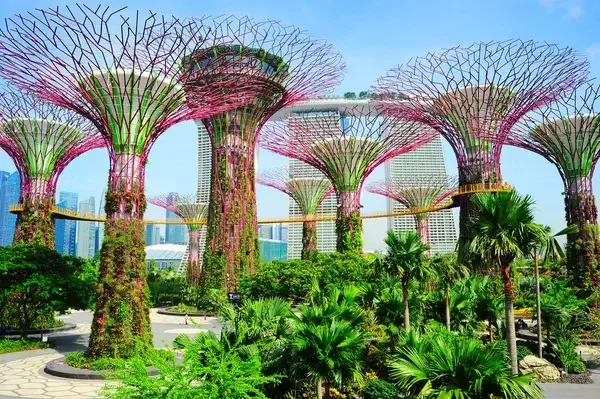 depositphotos_62883931-stock-photo-singapore-modern-park.webp