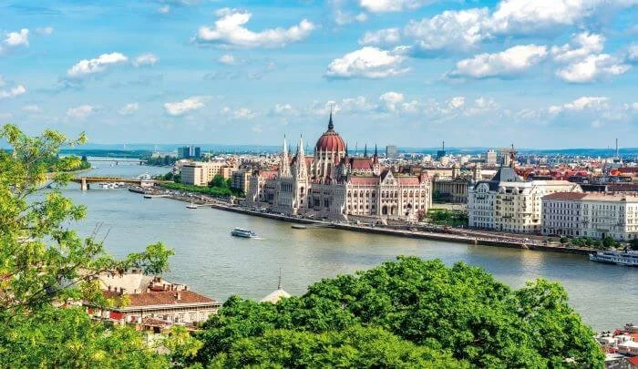 Budapest-Hungary.jpg