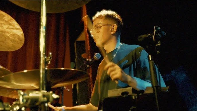 Cut It Up (LIVE) // Alexander Flood