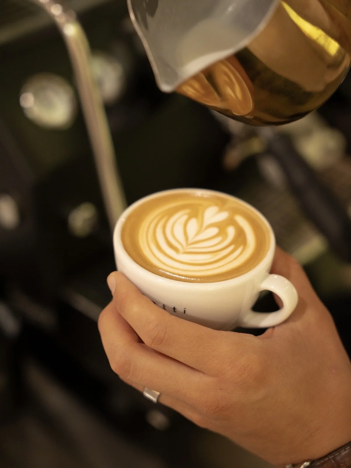 Perfekte Latte Art und feinstes Kaffee-Catering für bugatti Fashion in Düsseldorf