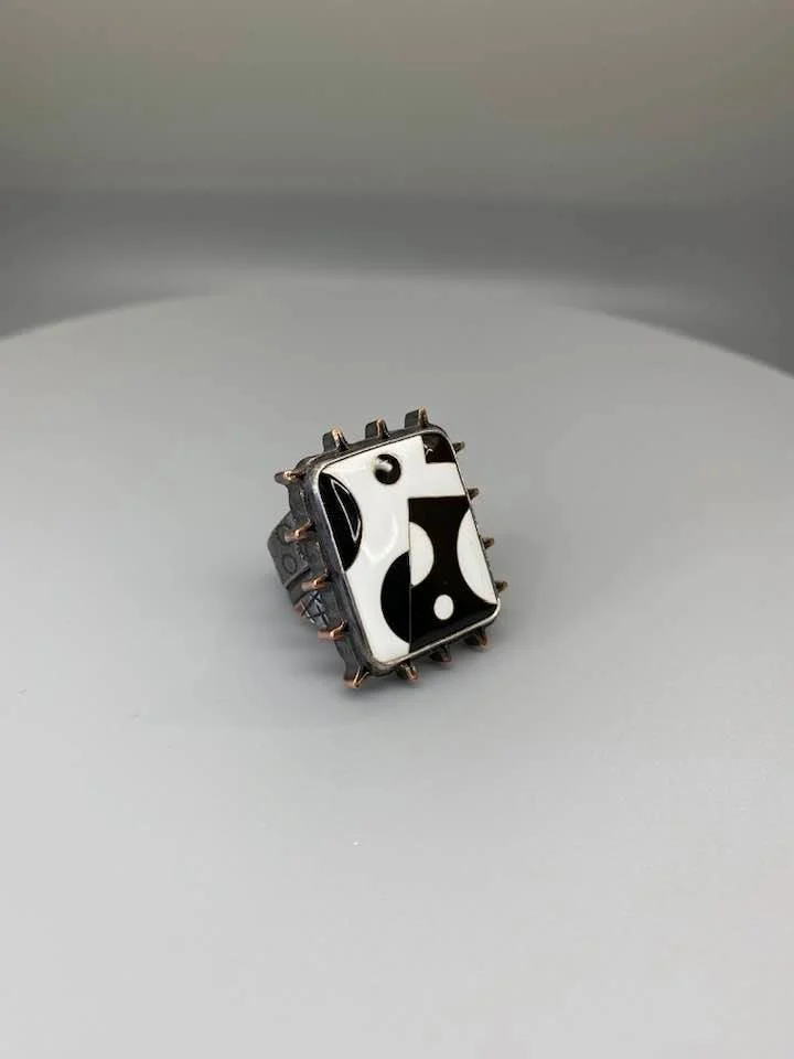 black-white-ring.jpg