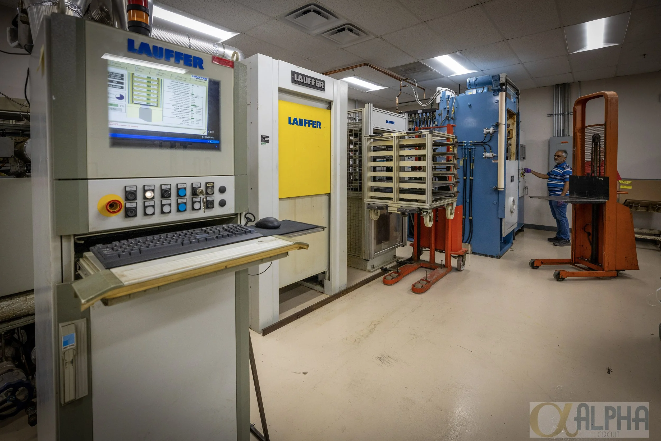 77-Alpha Circuits Oct 25-119.jpg