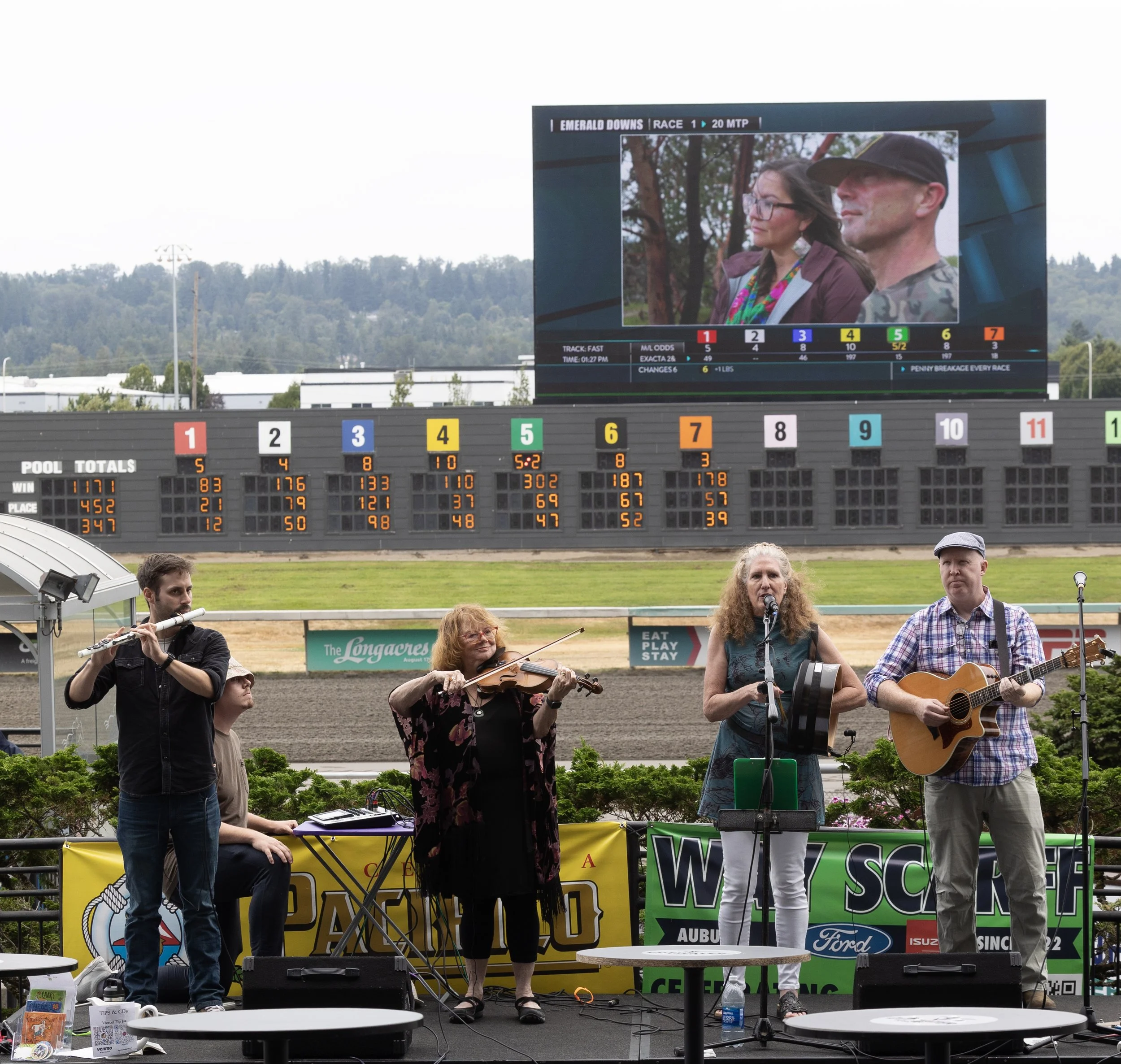Irish Day At The Races
