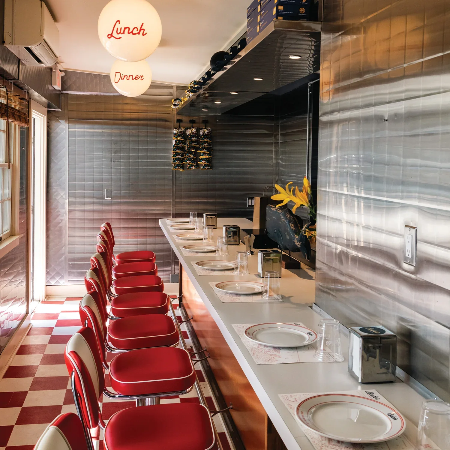 BABE'S DINER, SAG HARBOR