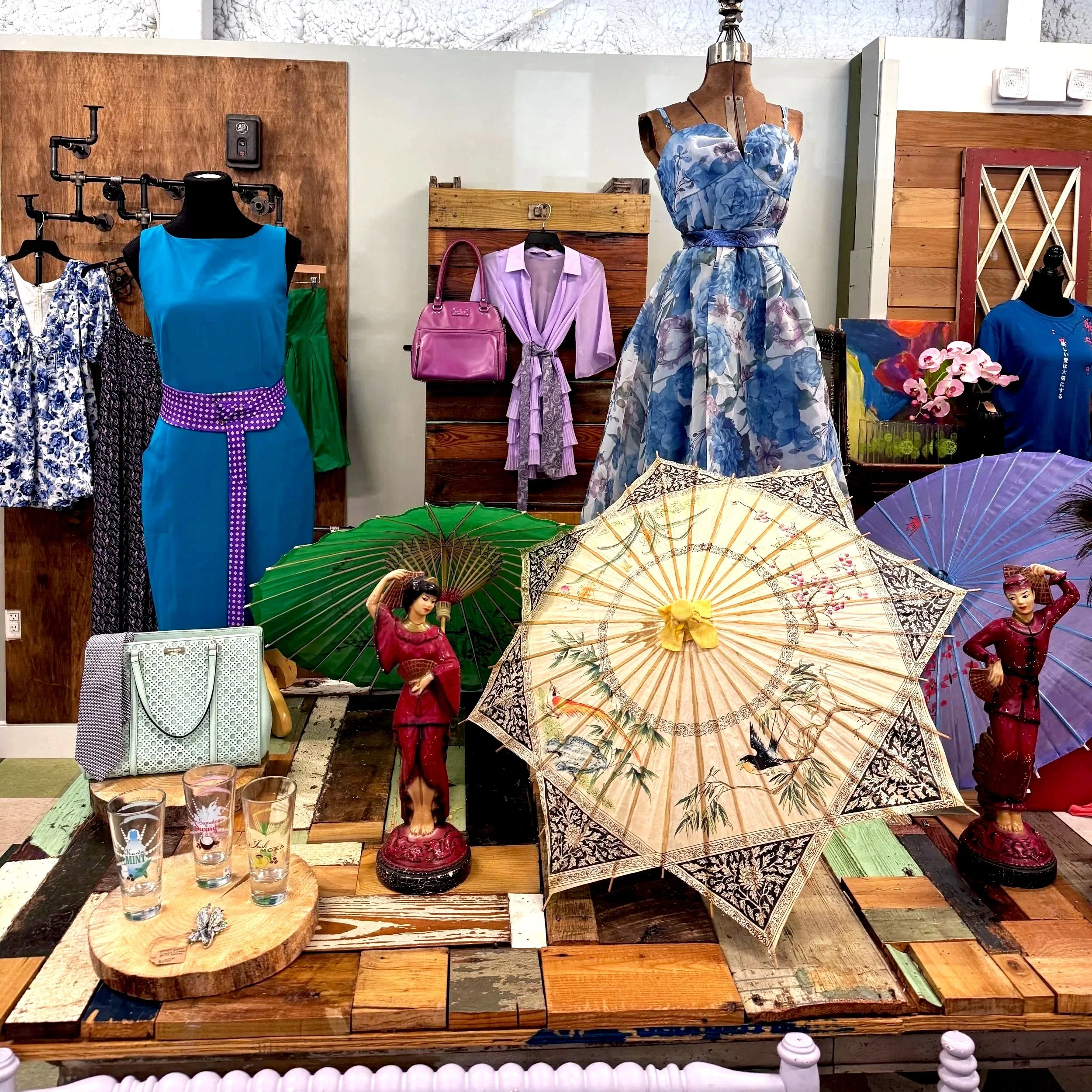 Thoughtfully curated thrift and vintage stores. 
