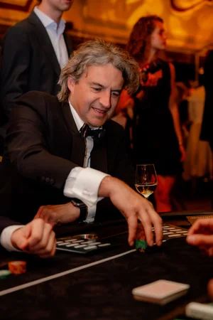 Casino huren Breda met CasaCasino croupier en speeltafel