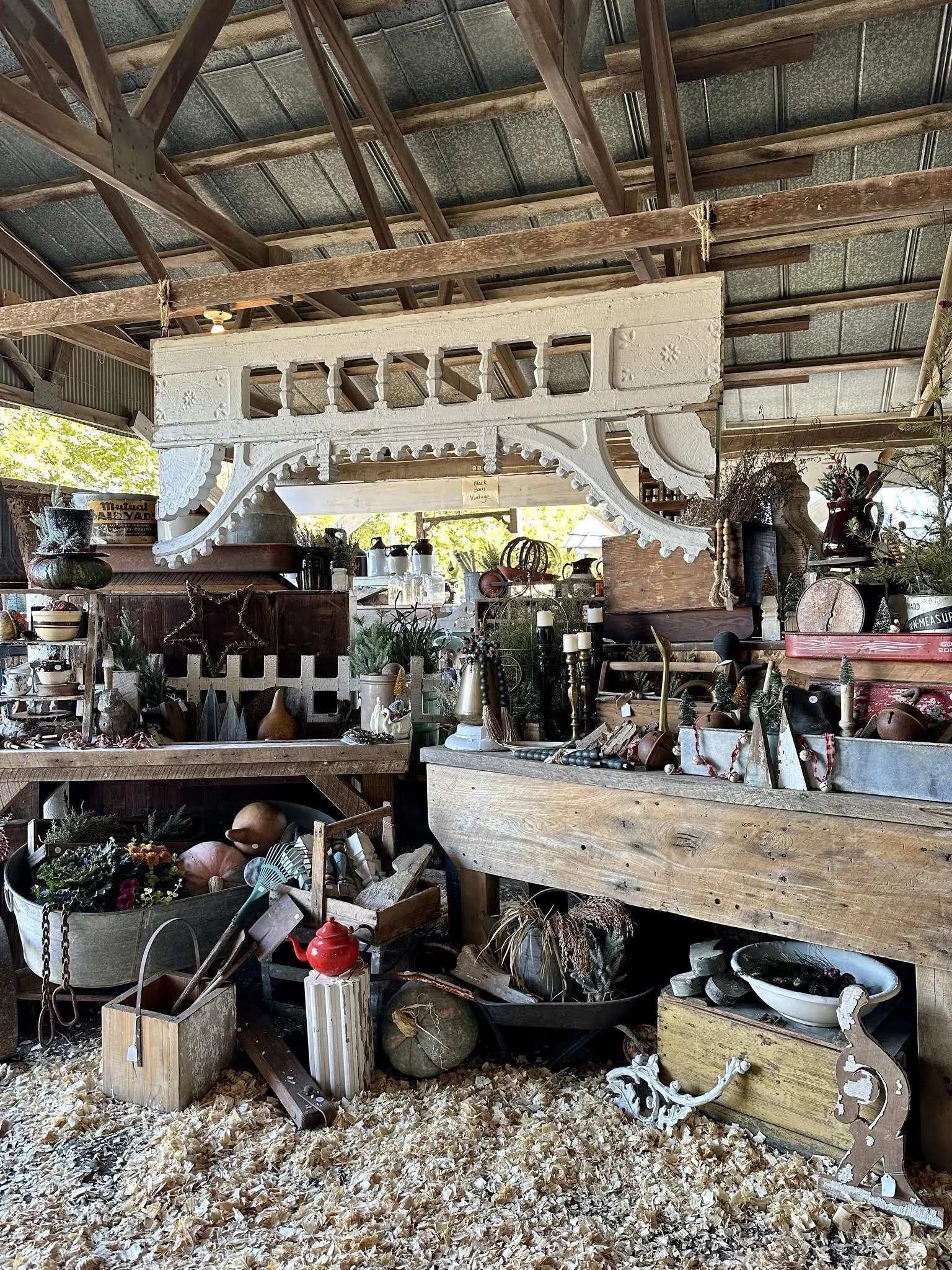 Black Barn Vintage