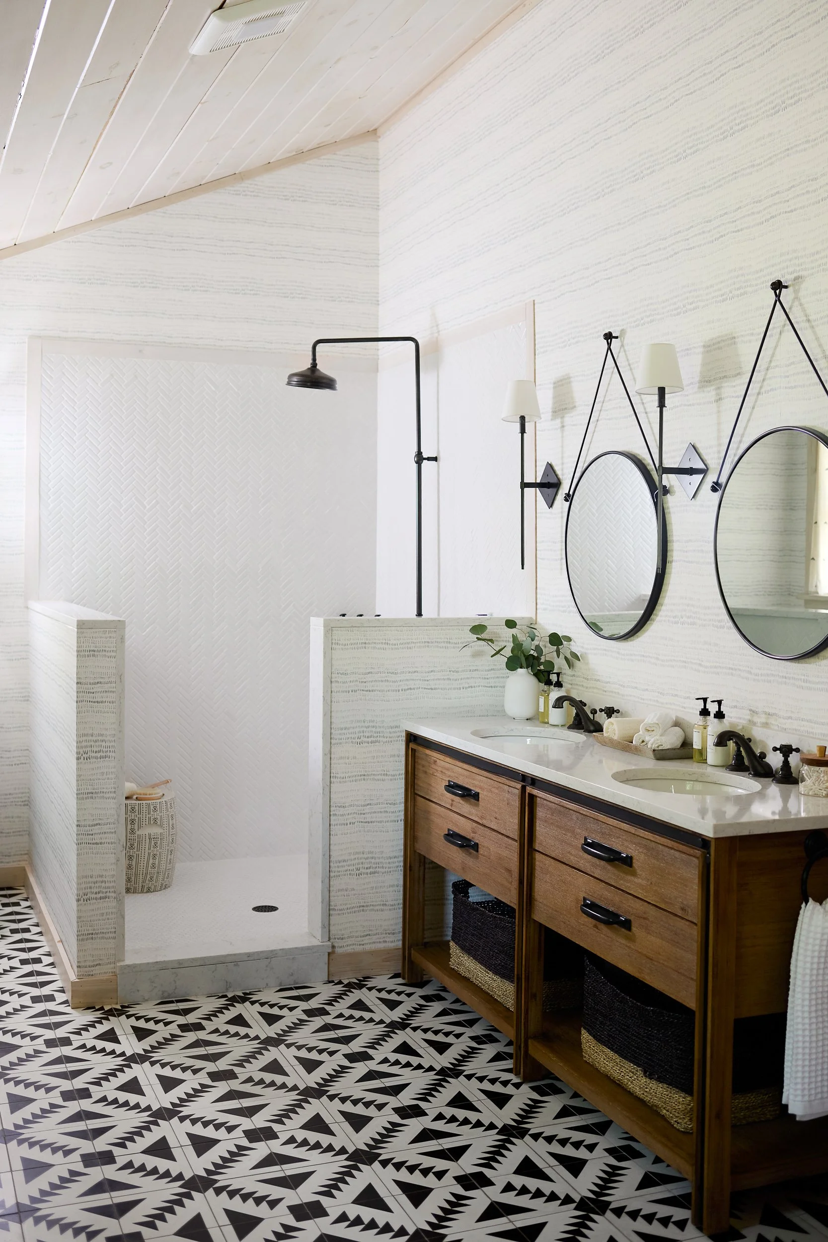 Editorial-Primary-Bathroom_0581.jpg